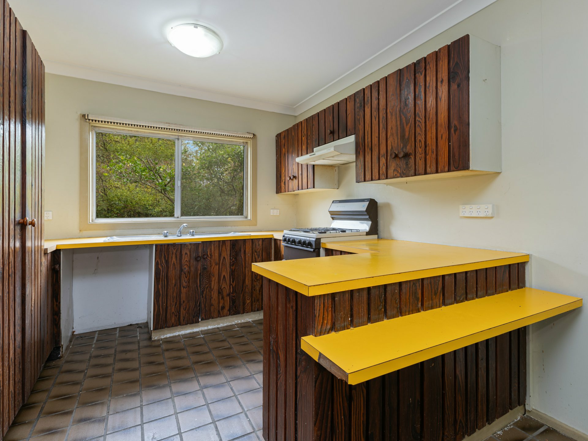 14 Ercildoune Street — photo 5 of 15