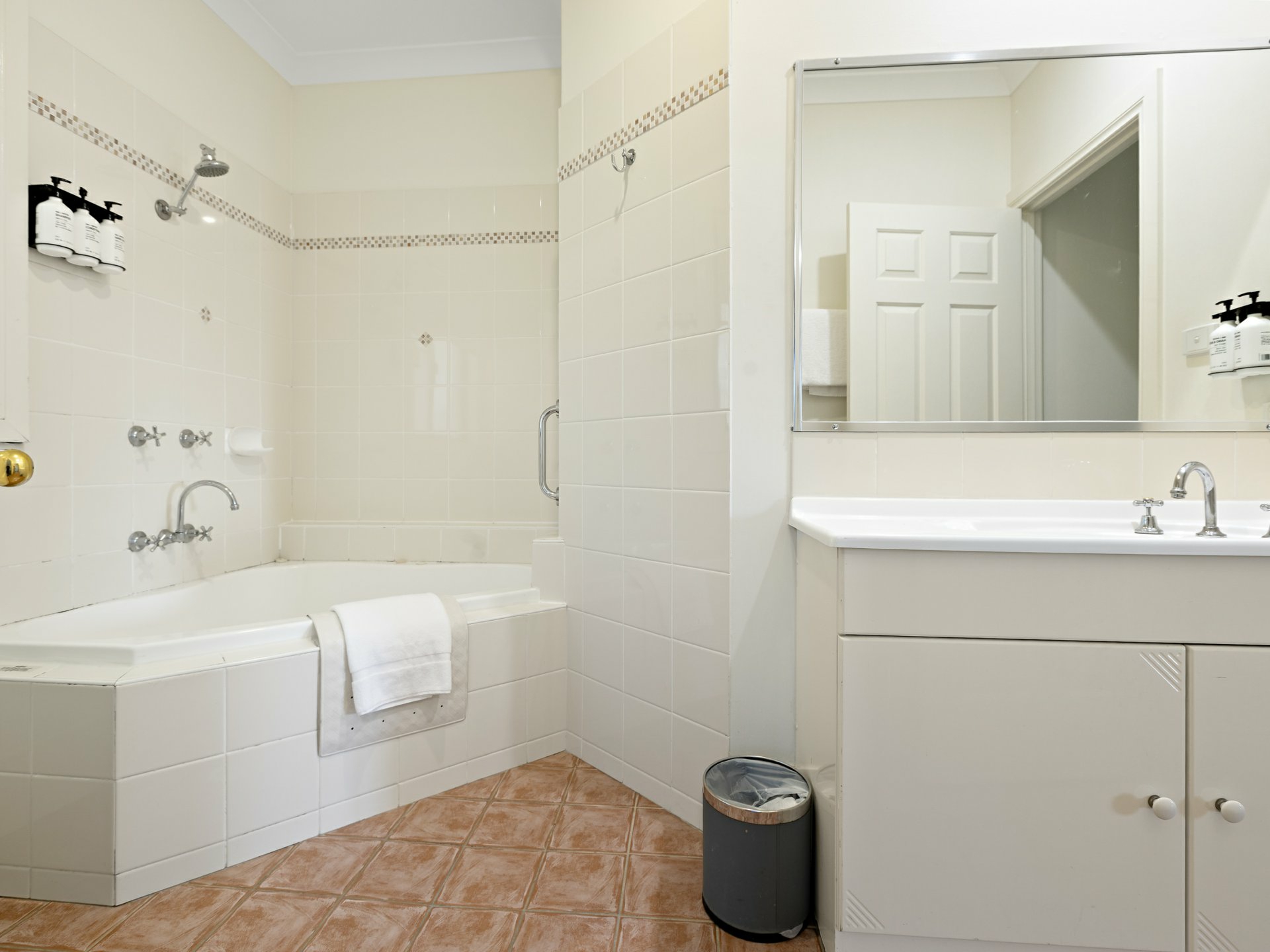 Villa 63 & 64/485 McDonalds Rd — photo 6 of 20