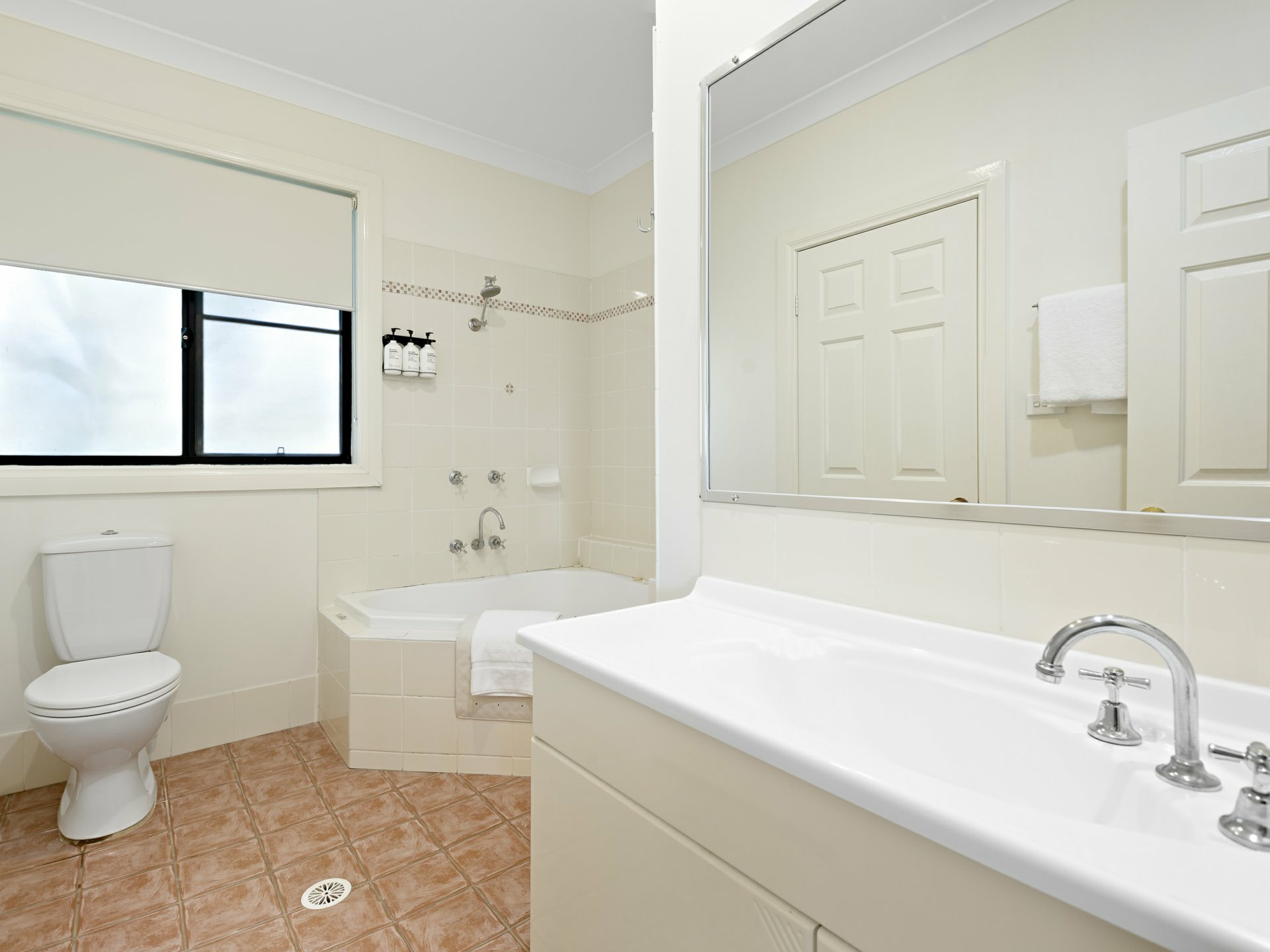 Villa 63 & 64/485 McDonalds Rd — photo 7 of 20