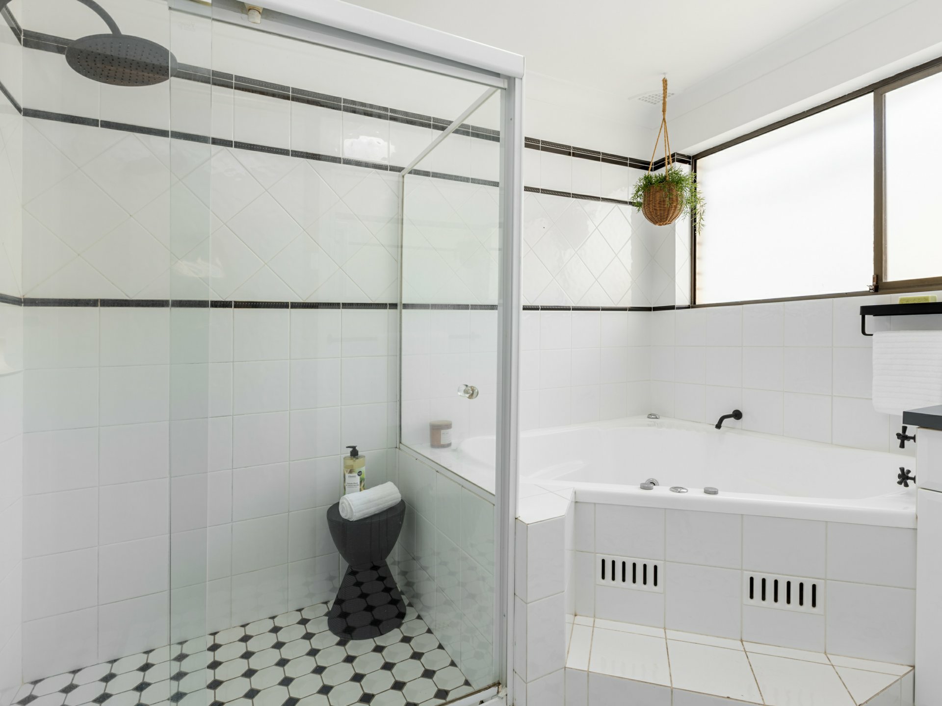 171 Mathieson Street — photo 15 of 26