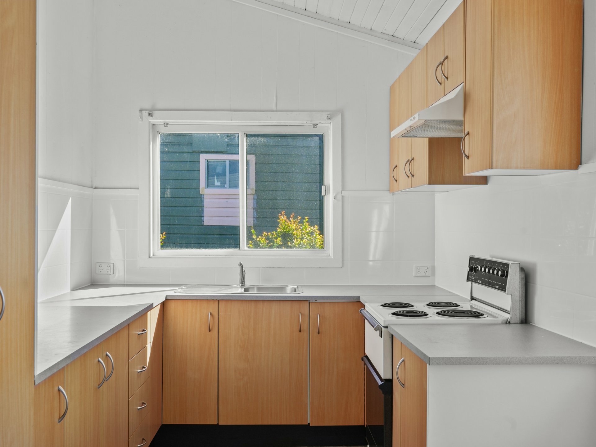 59 Boundary Street — photo 2 of 8