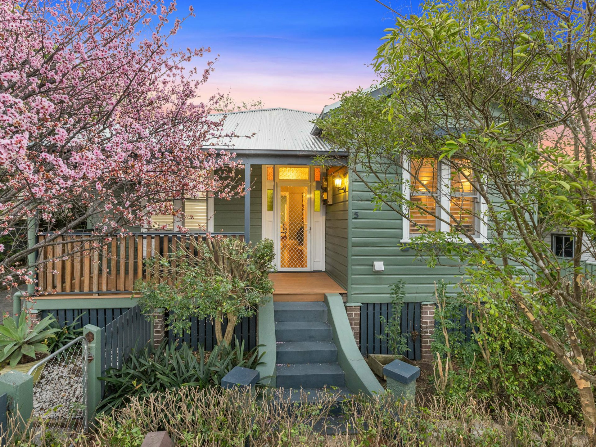 5 Mayfield Street — photo 3 of 29
