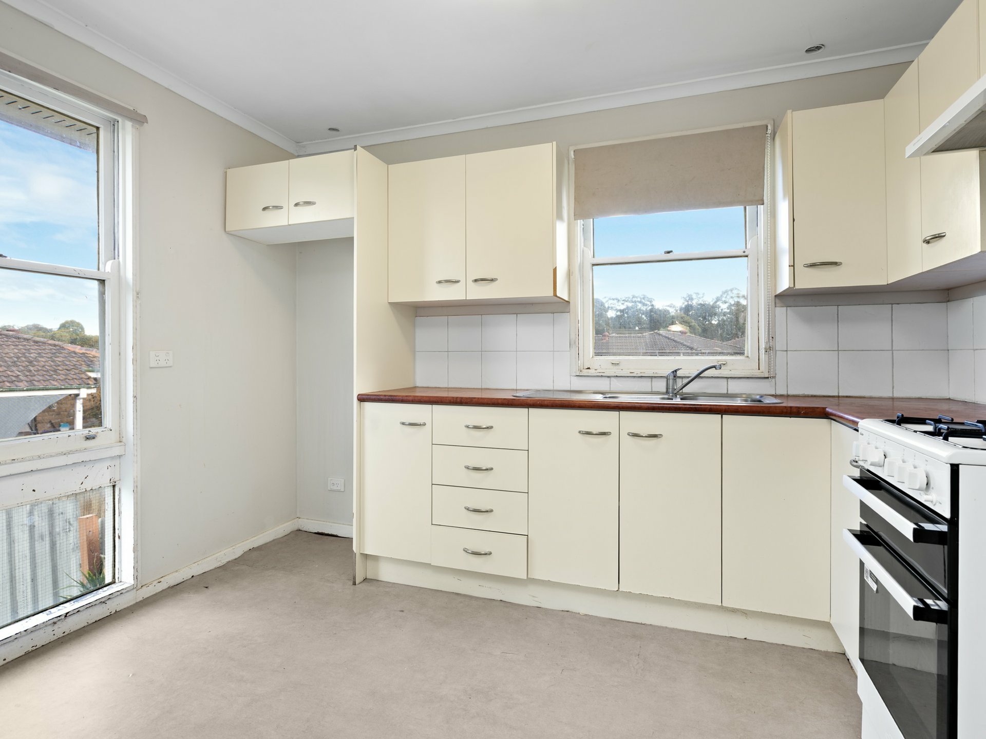 6 Teece Street — photo 2 of 6