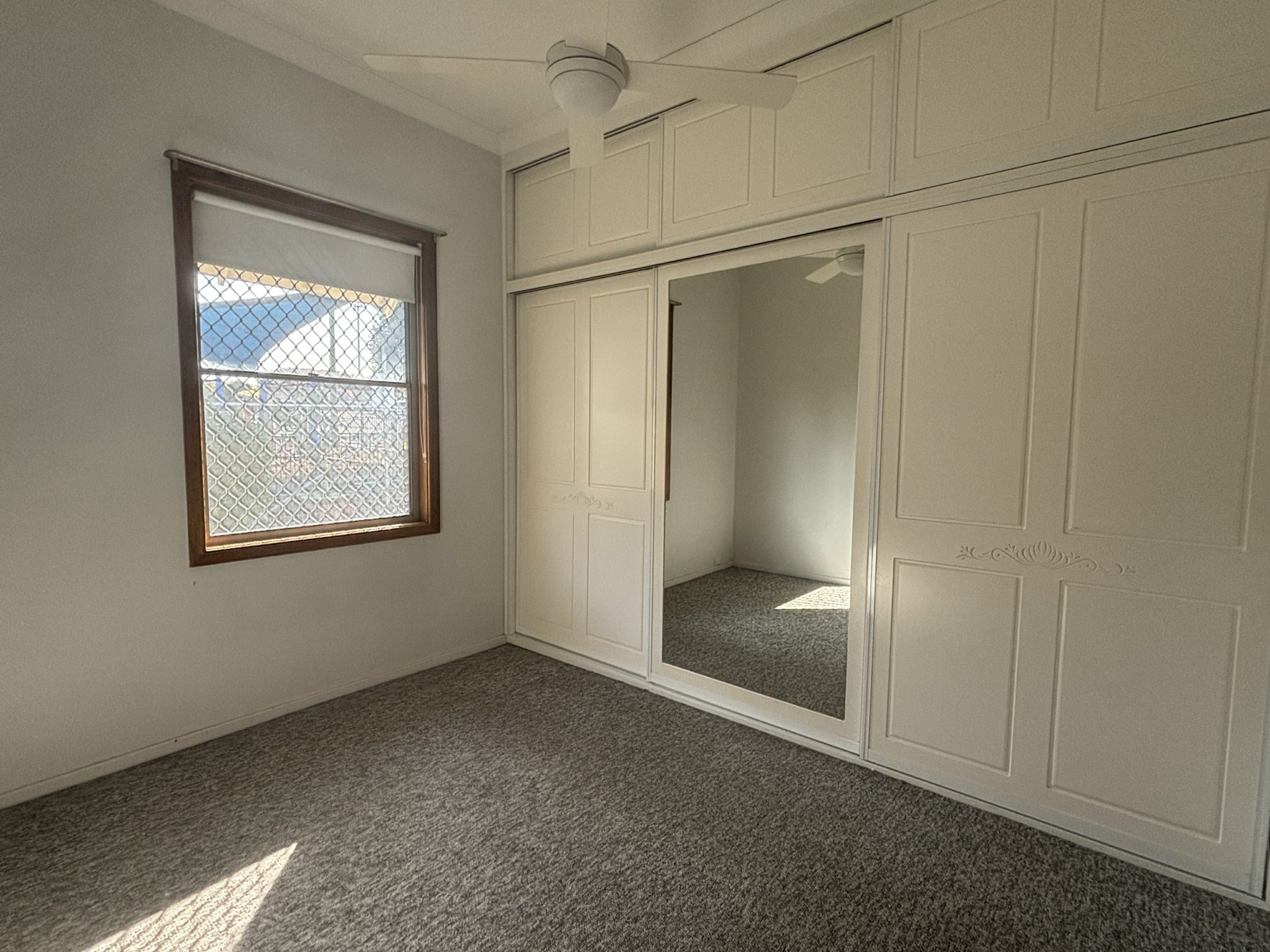 86 Barton Street — photo 5 of 9