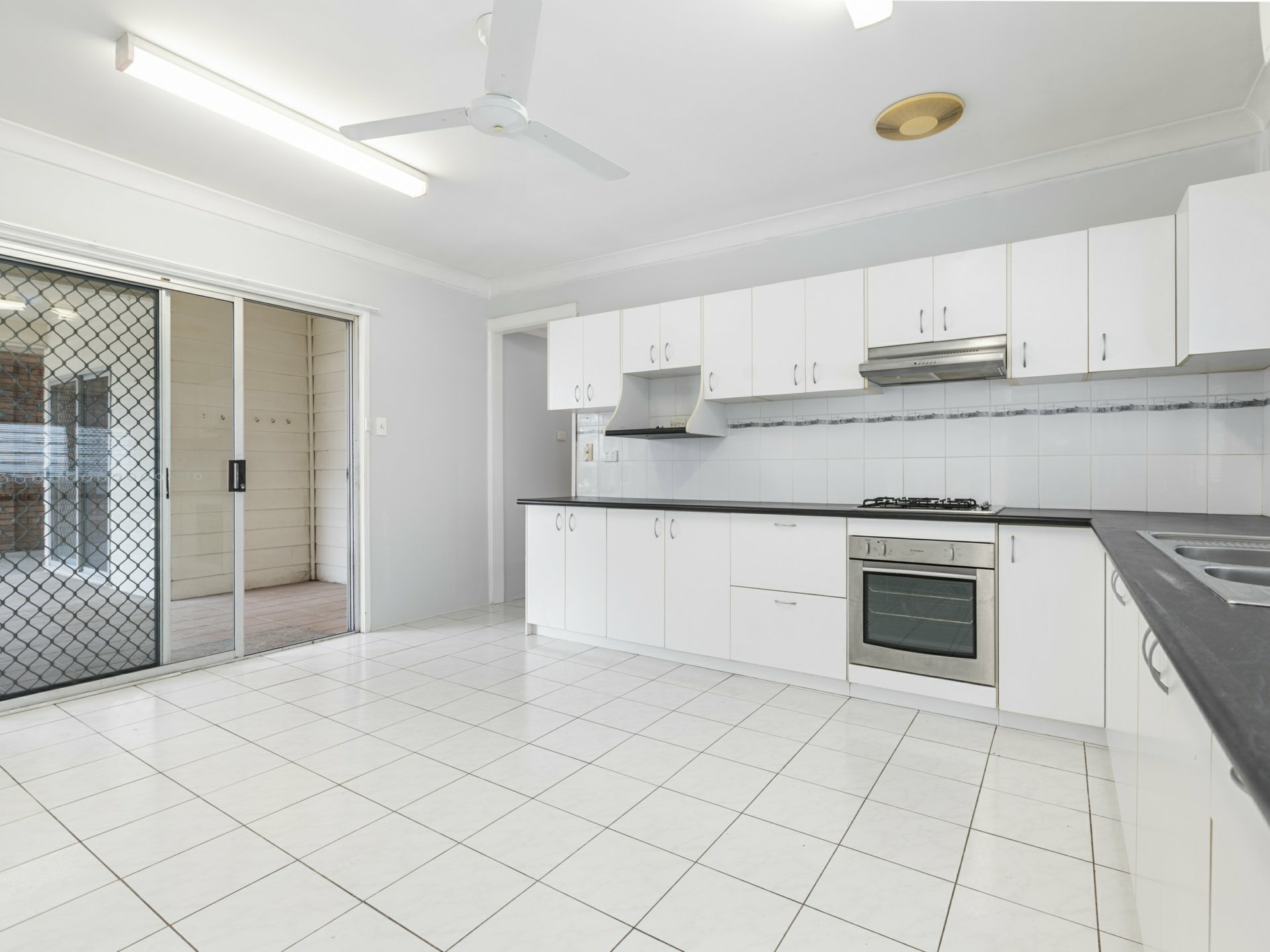 14 George Street — photo 16 of 16