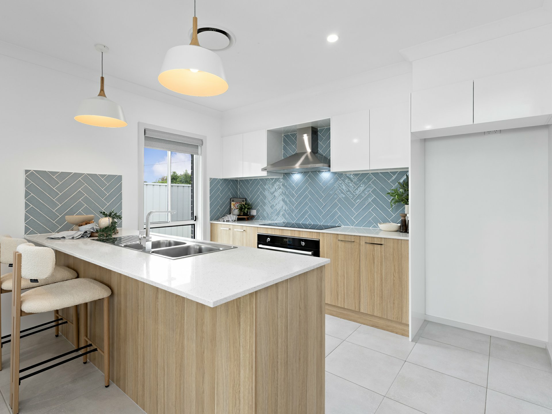 137 Rawson Street — photo 4 of 25