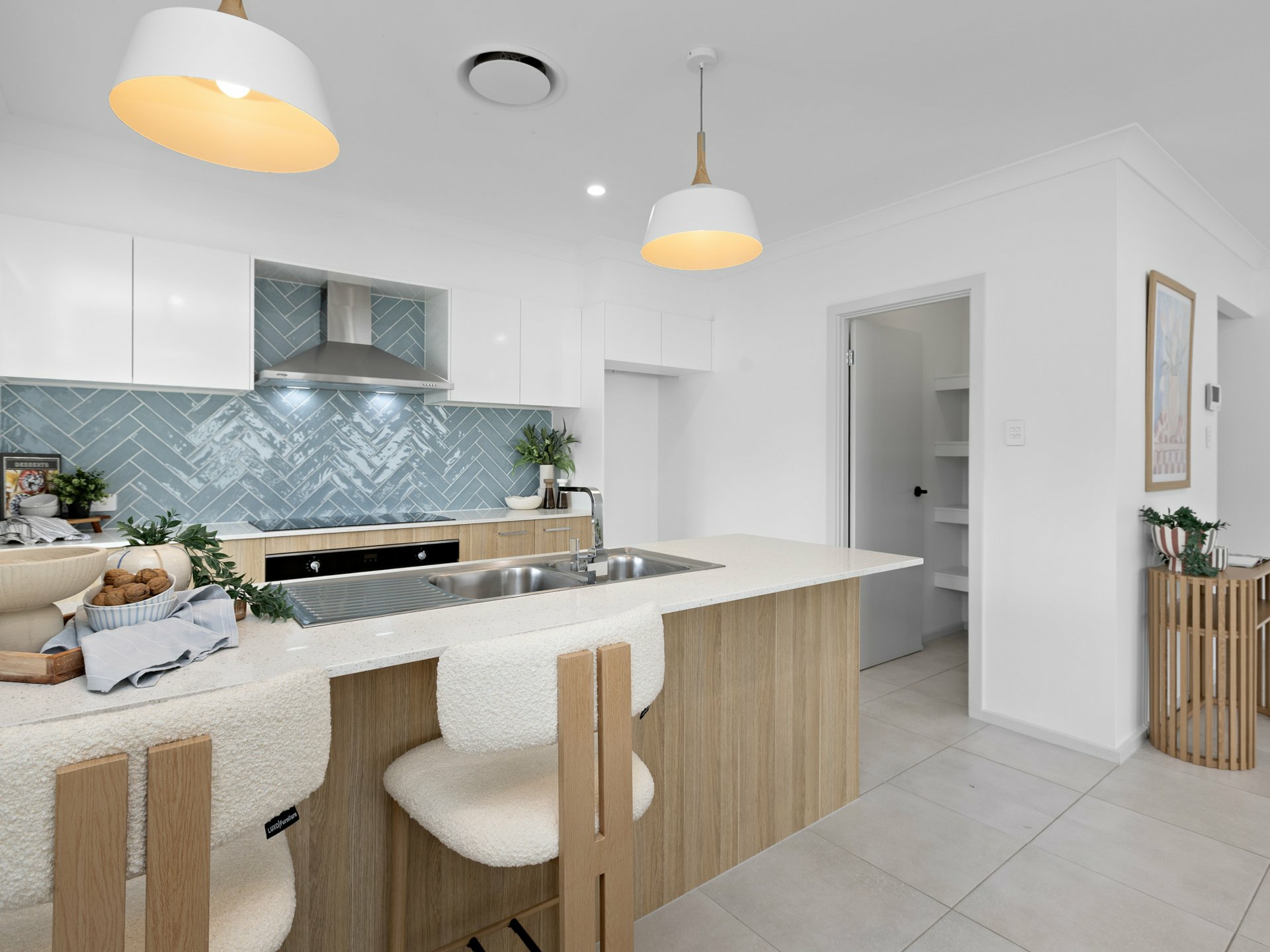 137 Rawson Street — photo 5 of 25