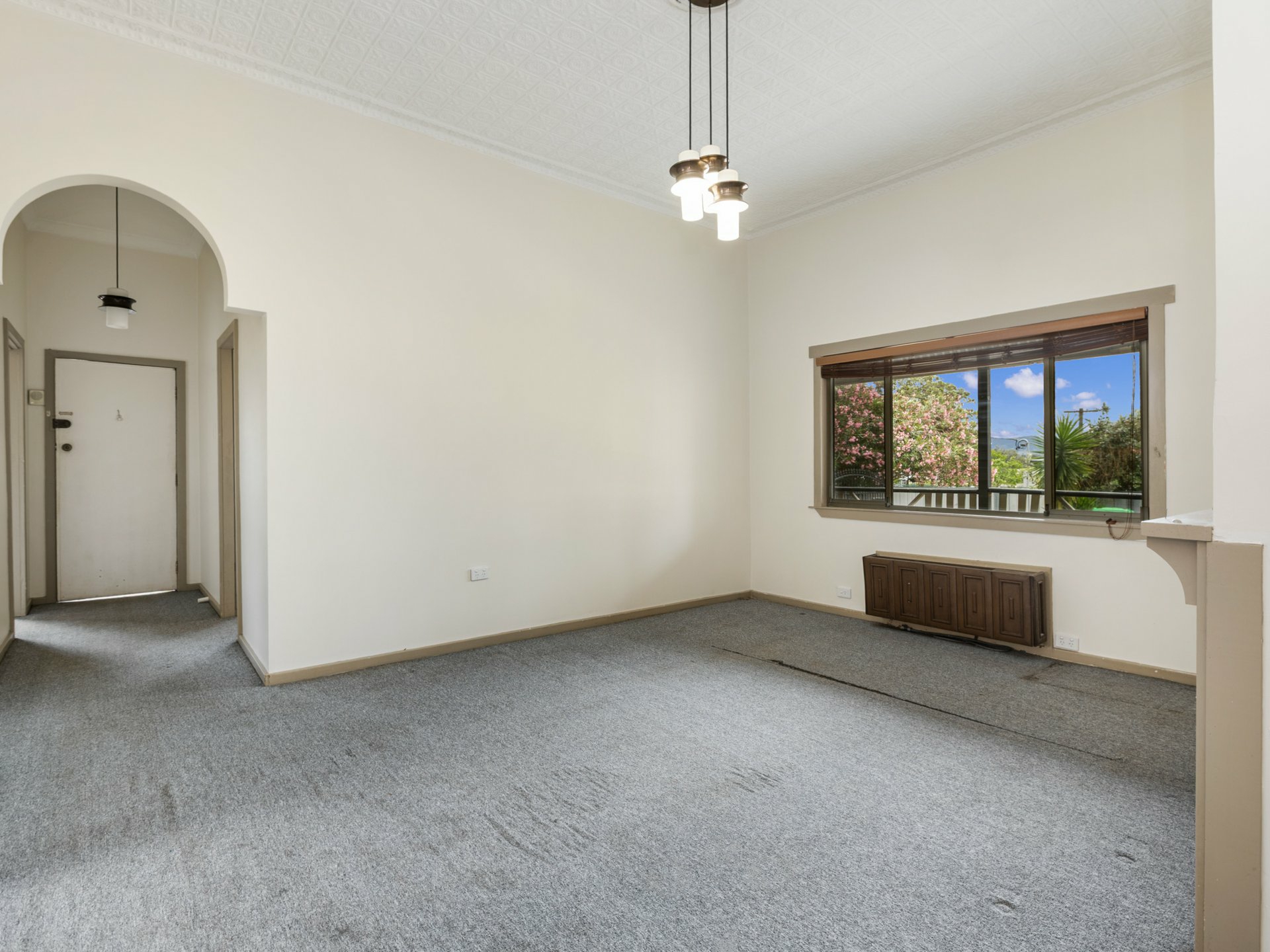 86 Aberdare Road — photo 10 of 15