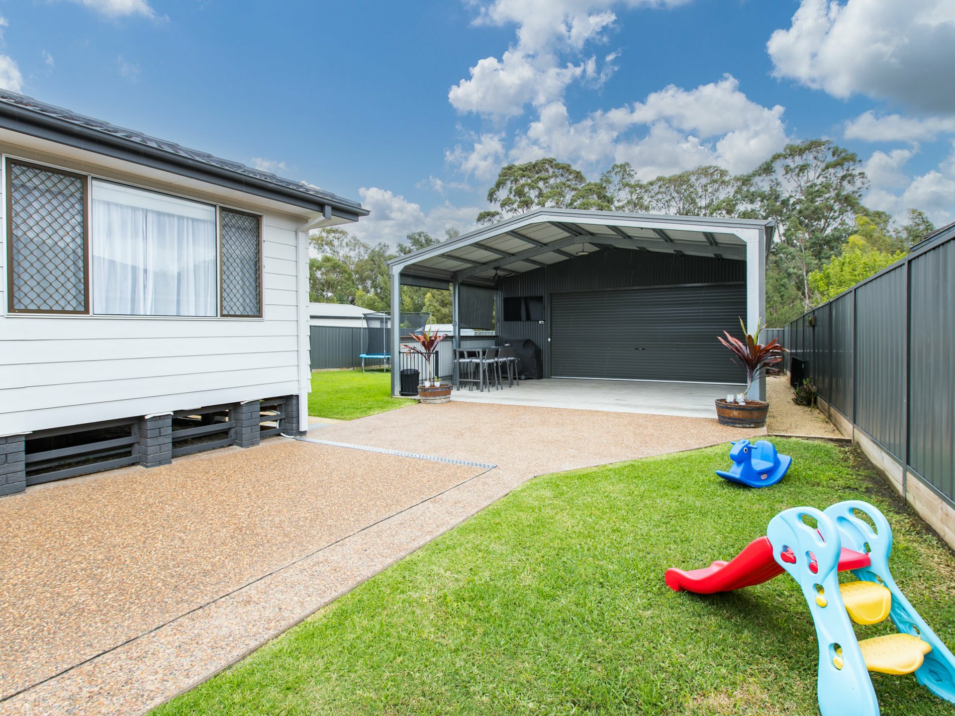 57 Macquarie Ave — photo 9 of 13