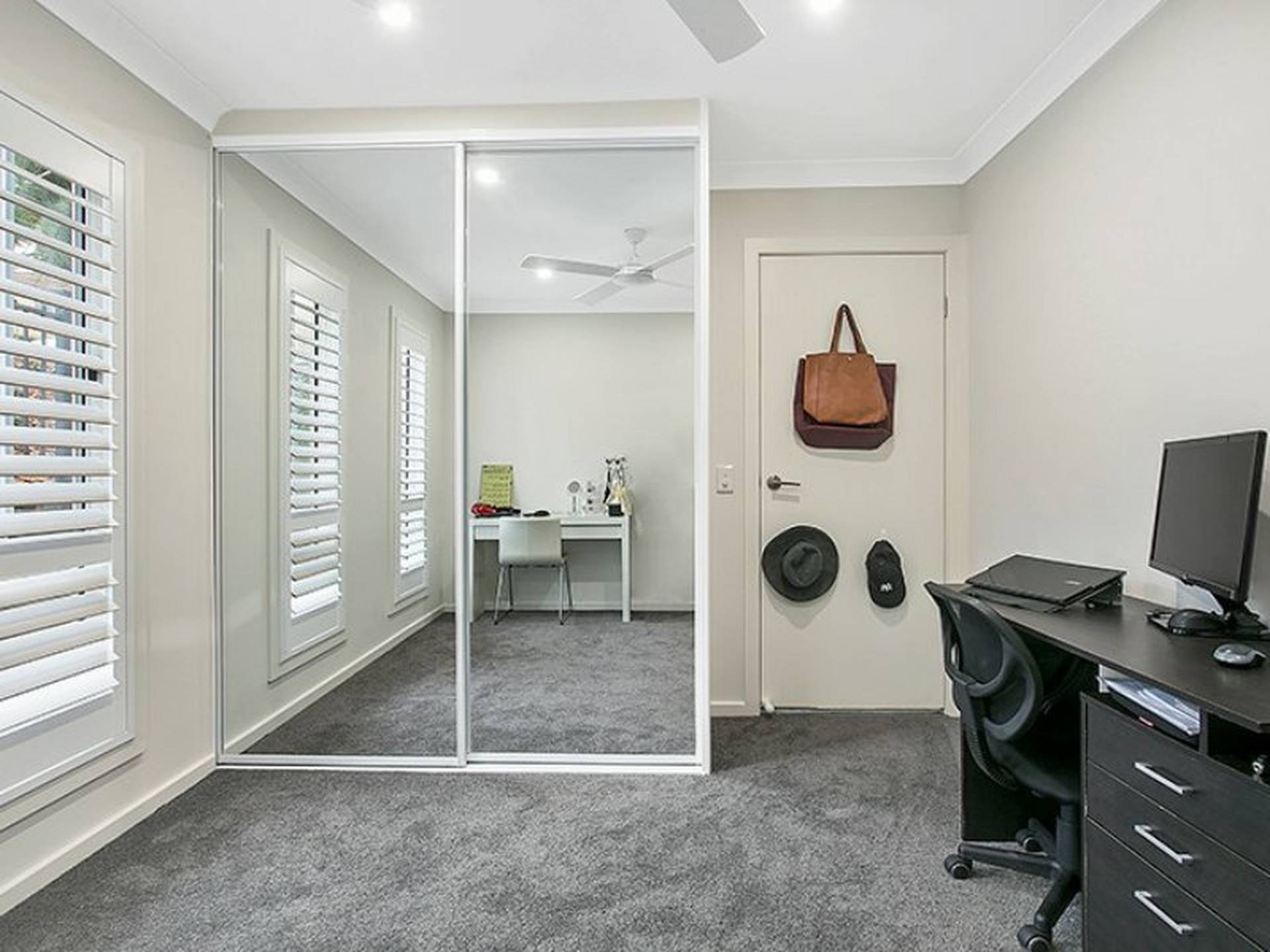 Lane Cove, 2066