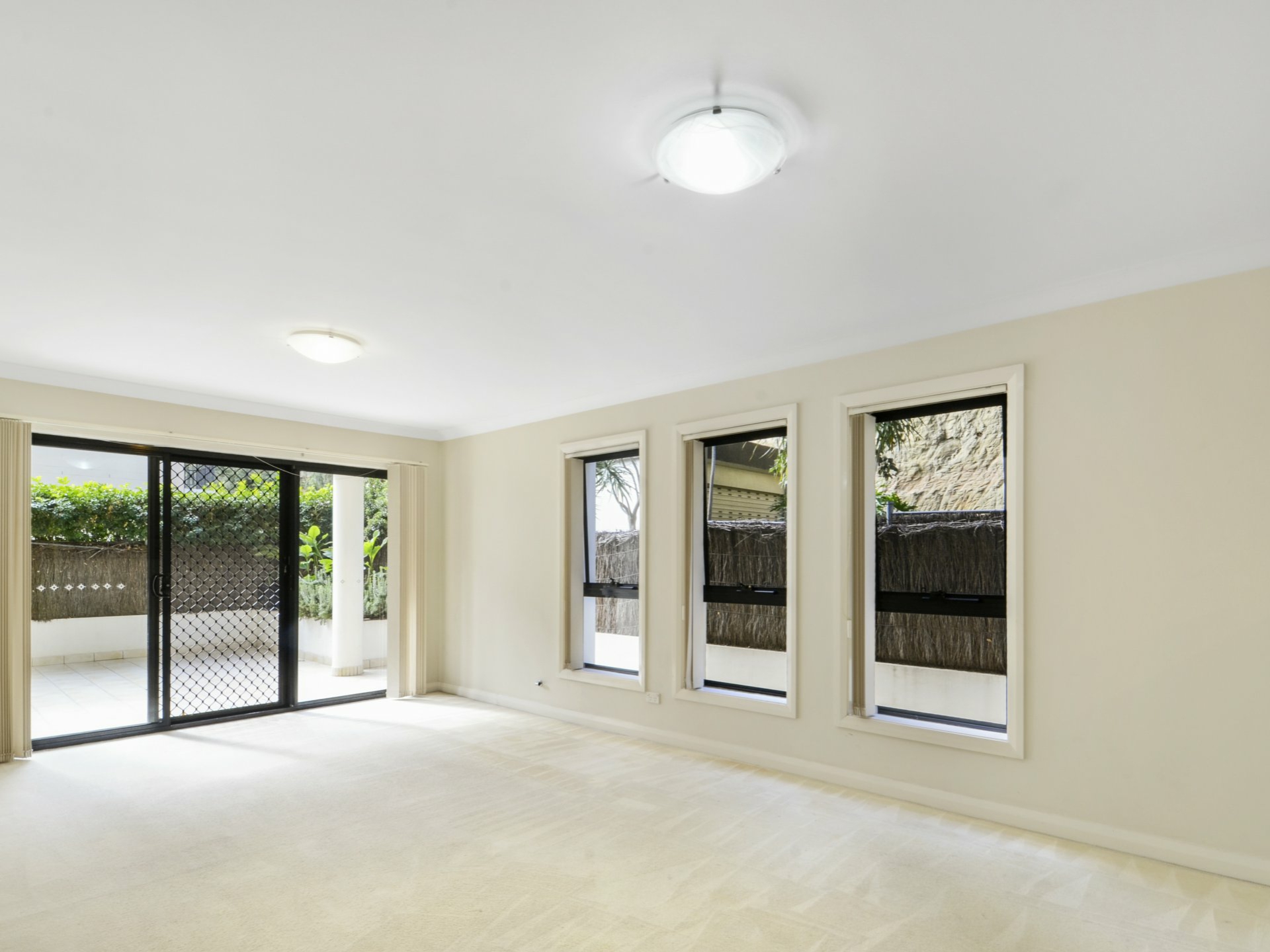 3/2 Taylors Drive, LANE COVE