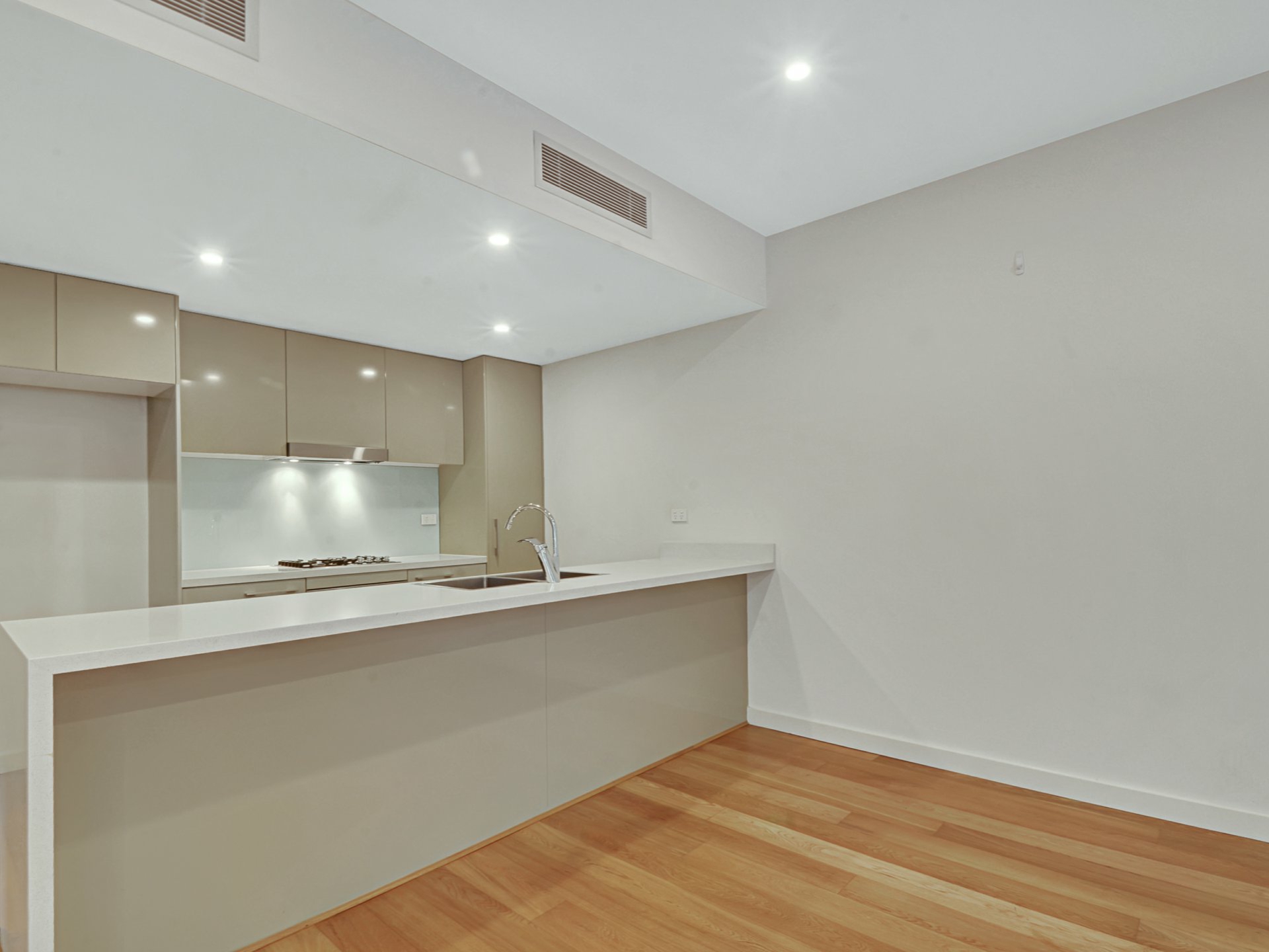 201/290 Burns Bay Road, LANE COVE