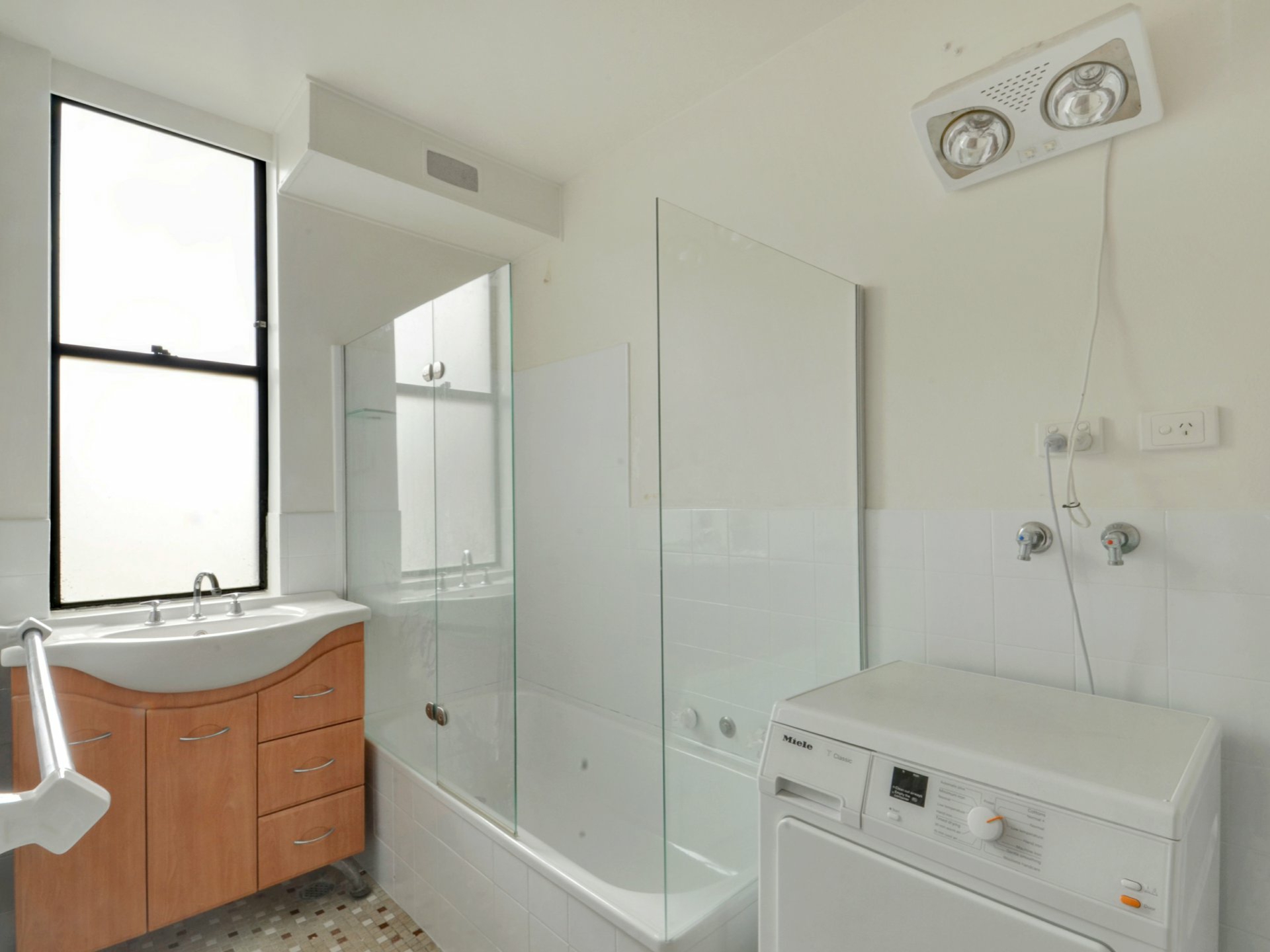 9/258 Pacific Highway, GREENWICH