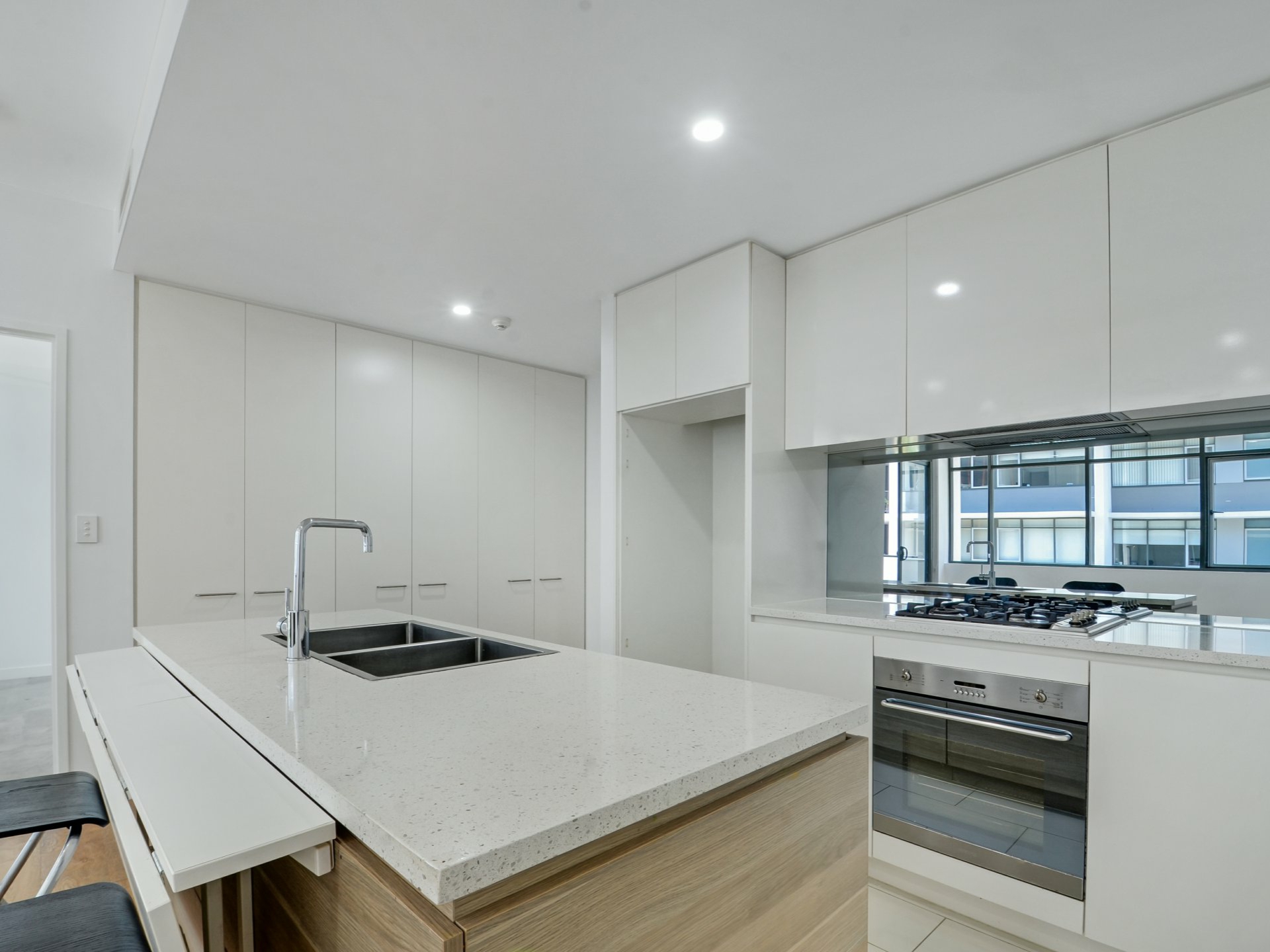 105/9 Waterview Drive, LANE COVE