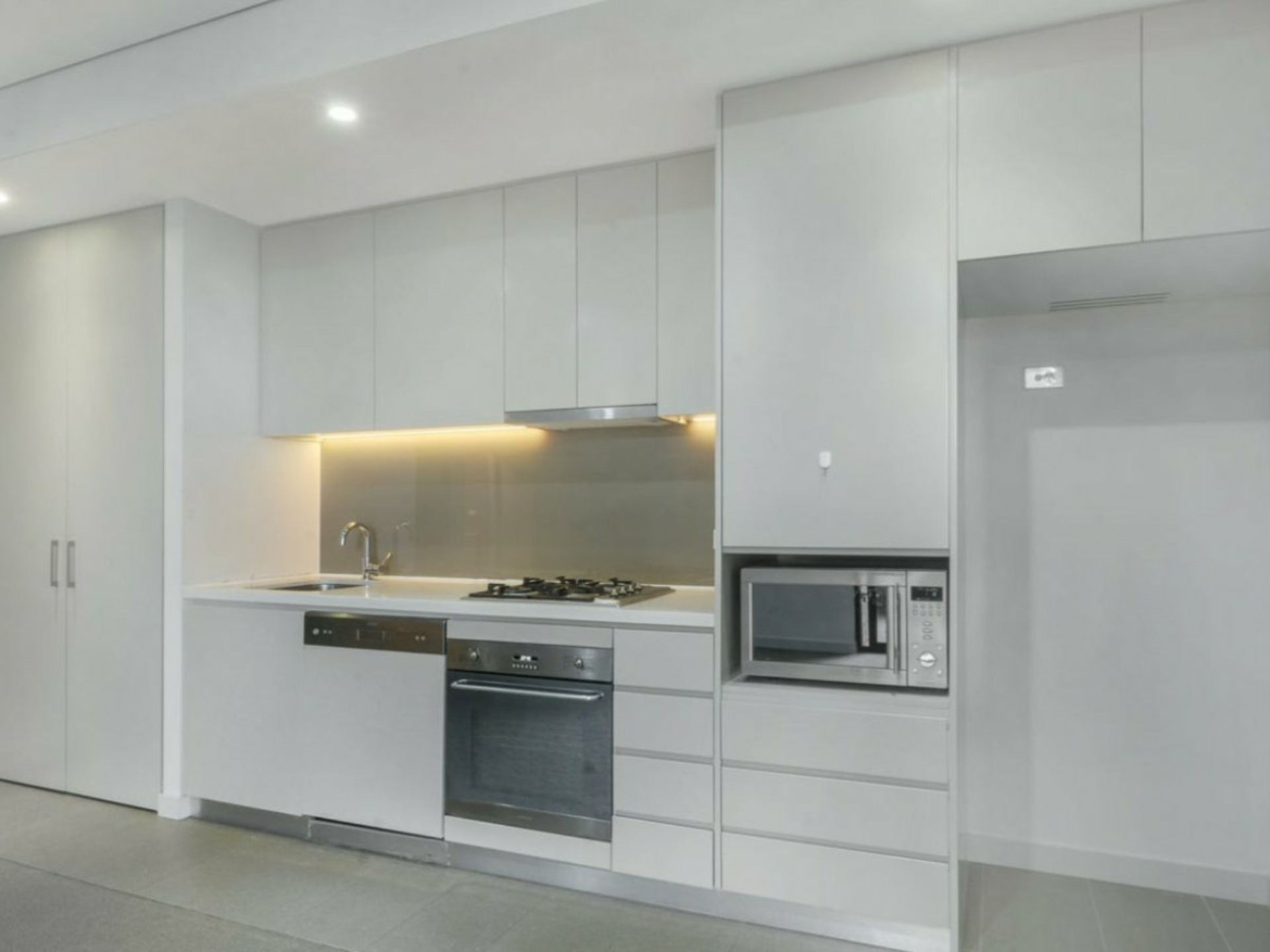 Unit 42/3-9 Finlayson Street, LANE COVE