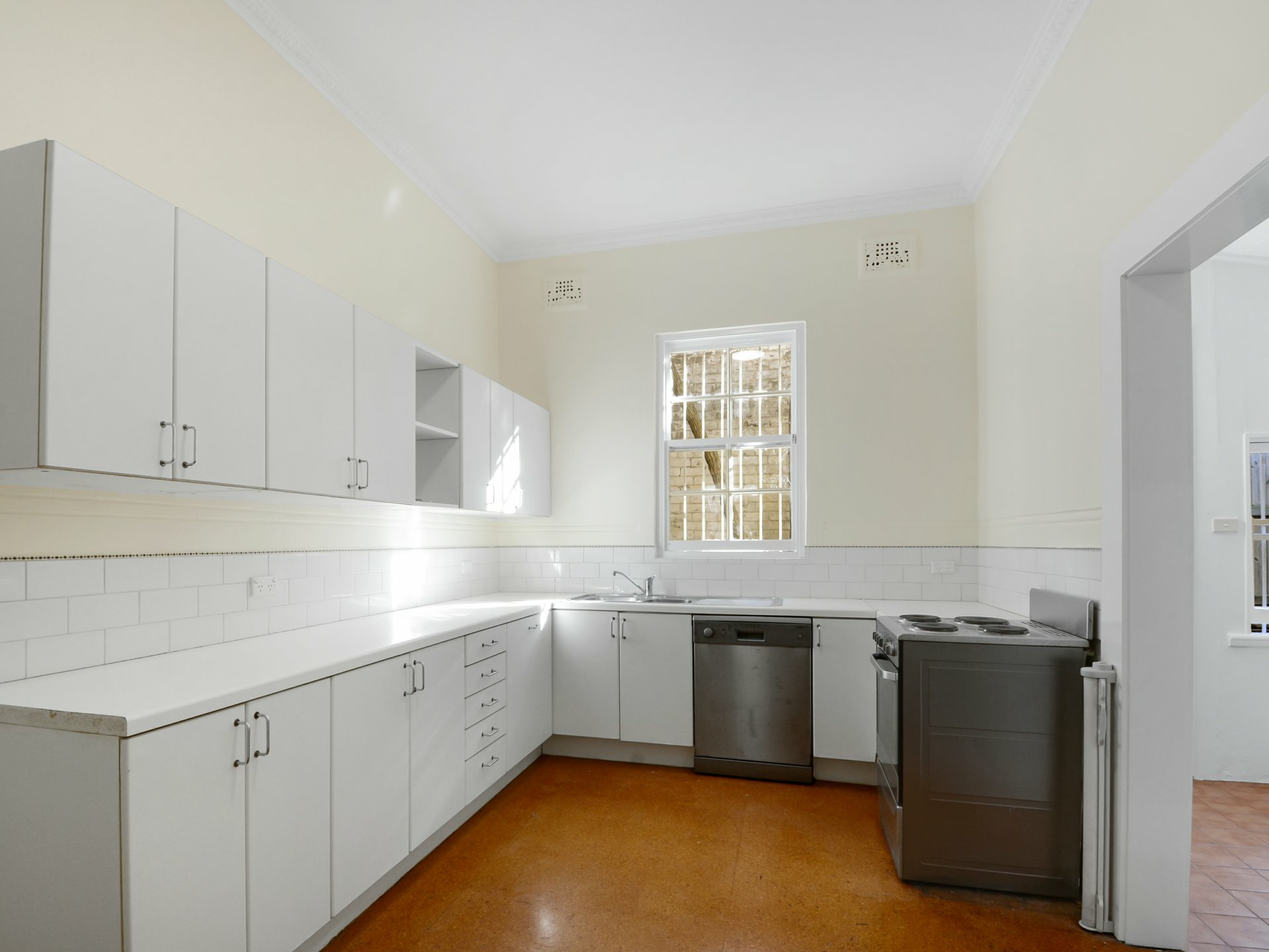 36 Fitzroy Street, NEWTOWN