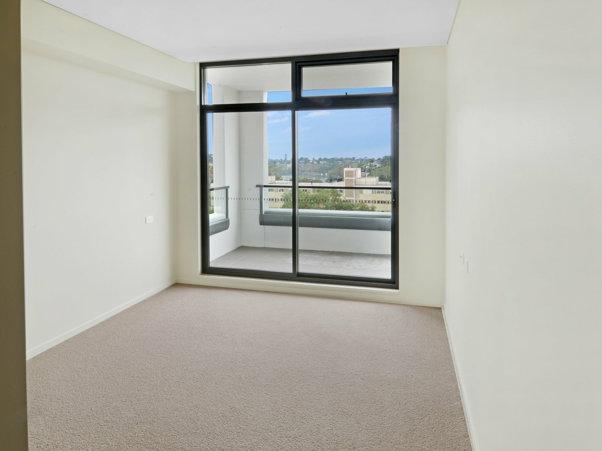 2207/288 Burns Bay Road, LANE COVE