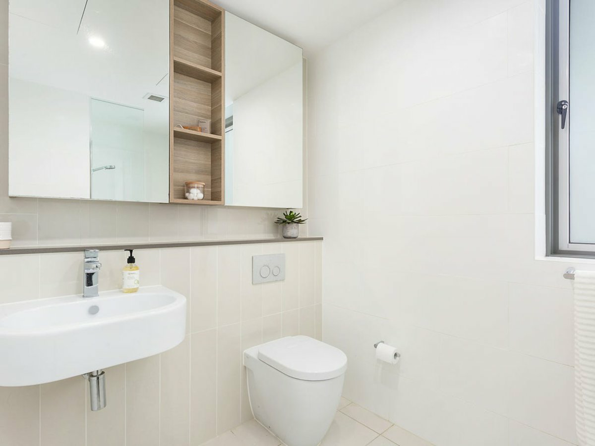 201/9b Waterview Drive, LANE COVE