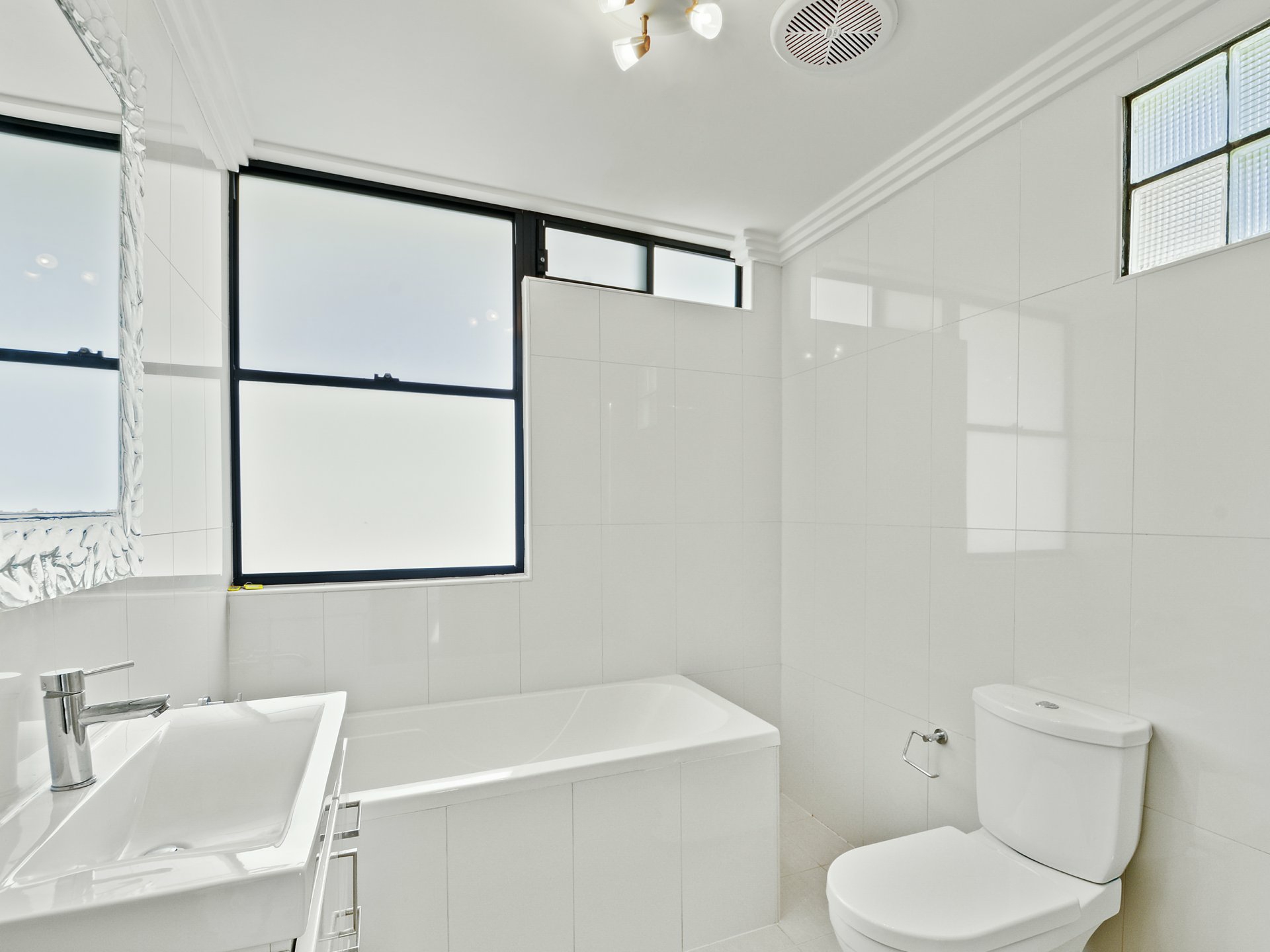 9 Berry Road, ST LEONARDS