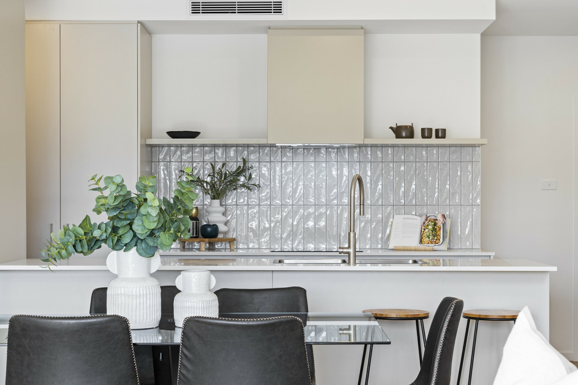 MIO, 20 Edward Drive, GOOGONG