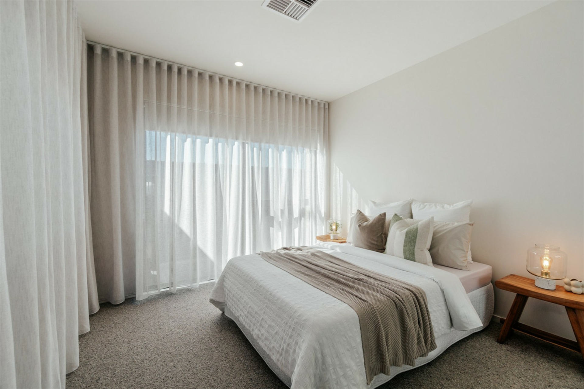 MIO, 20 Edward Drive — photo 8 of 30