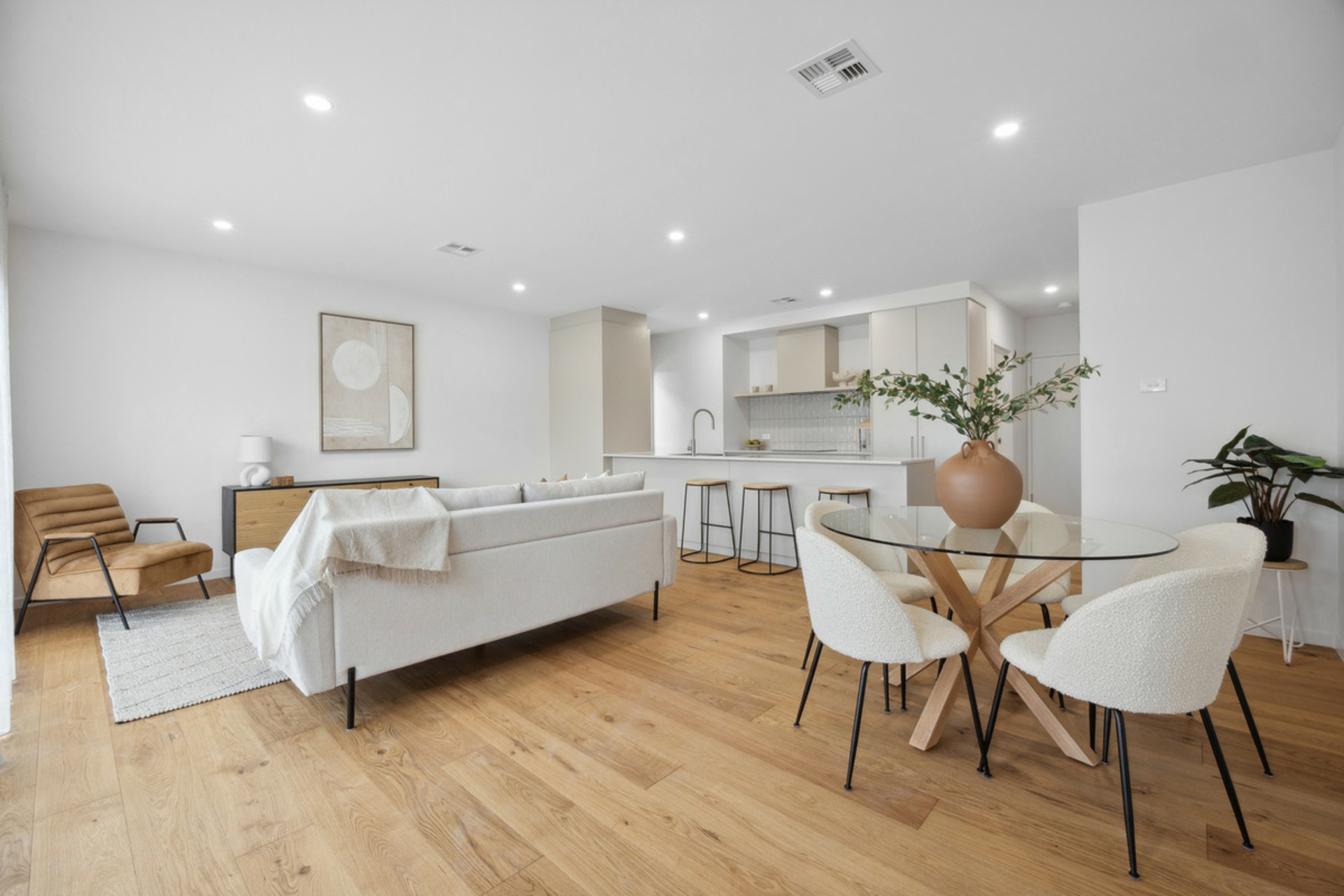 MIO, 20 Edward Street — photo 13 of 30