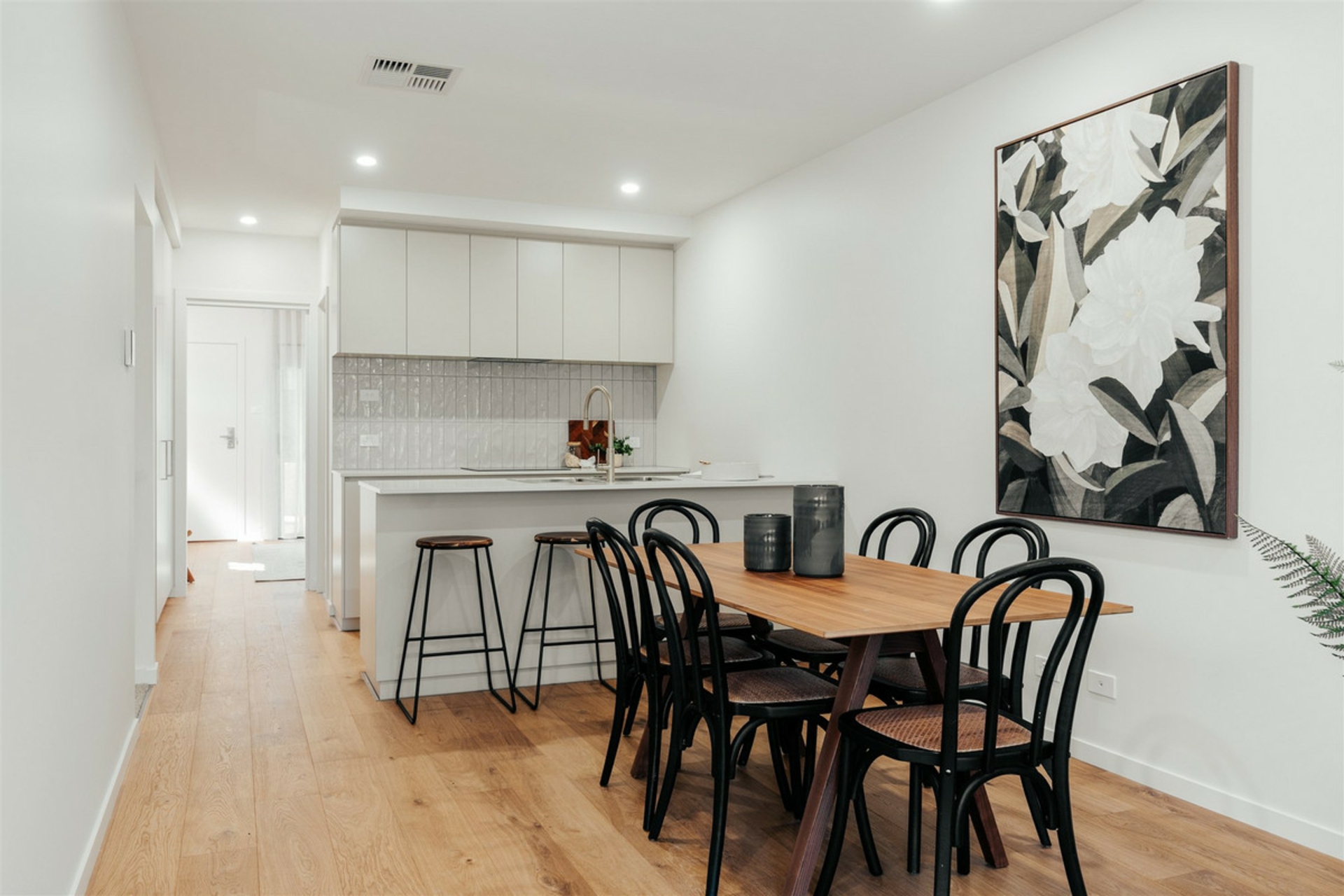 MIO, 20 Edward Street — photo 16 of 30