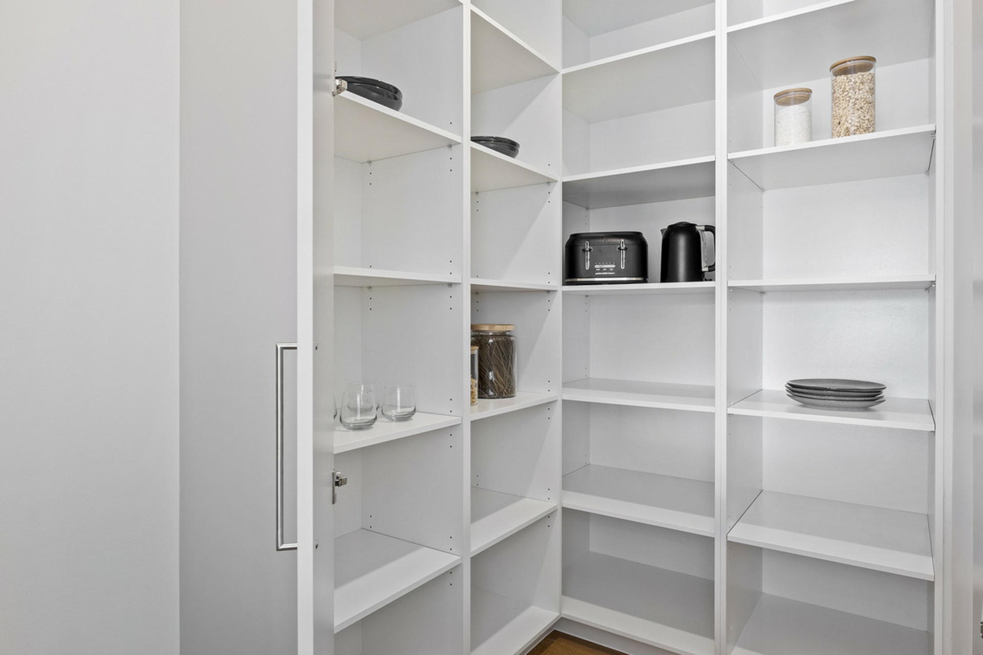 MIO, 20 Edward Drive — photo 15 of 30