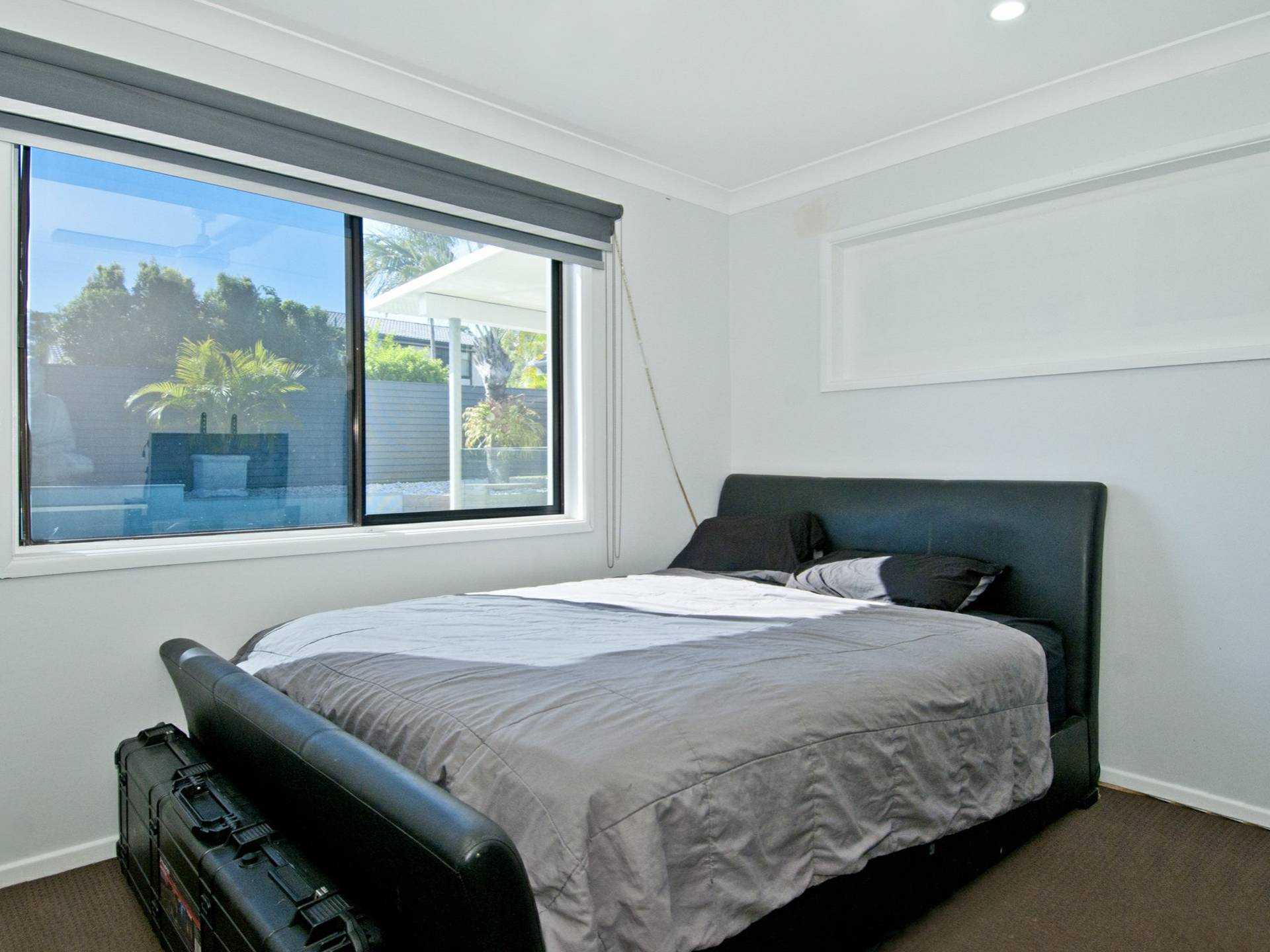 10 Van Dieman Crescent, SPRINGWOOD