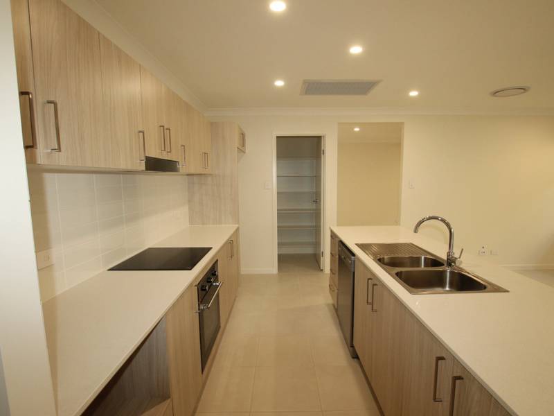 255 Tallagandra Road, HOLMVIEW