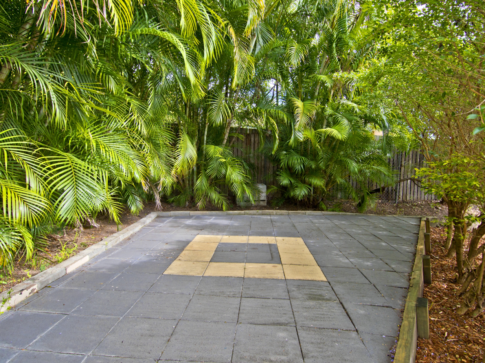 13 Ben Lexcen Court, MOUNT WARREN PARK