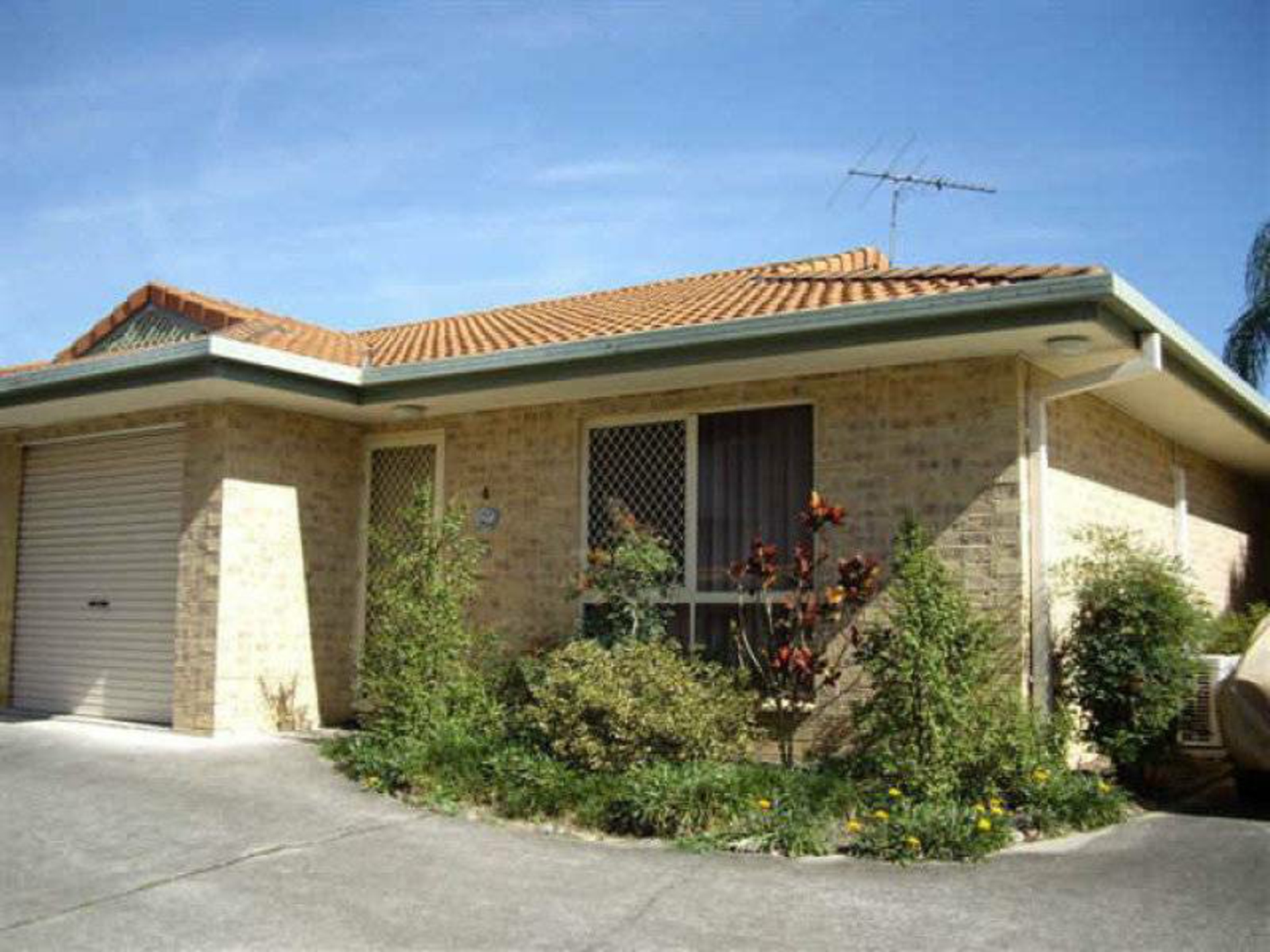 4/129 Castile Crescent, EDENS LANDING