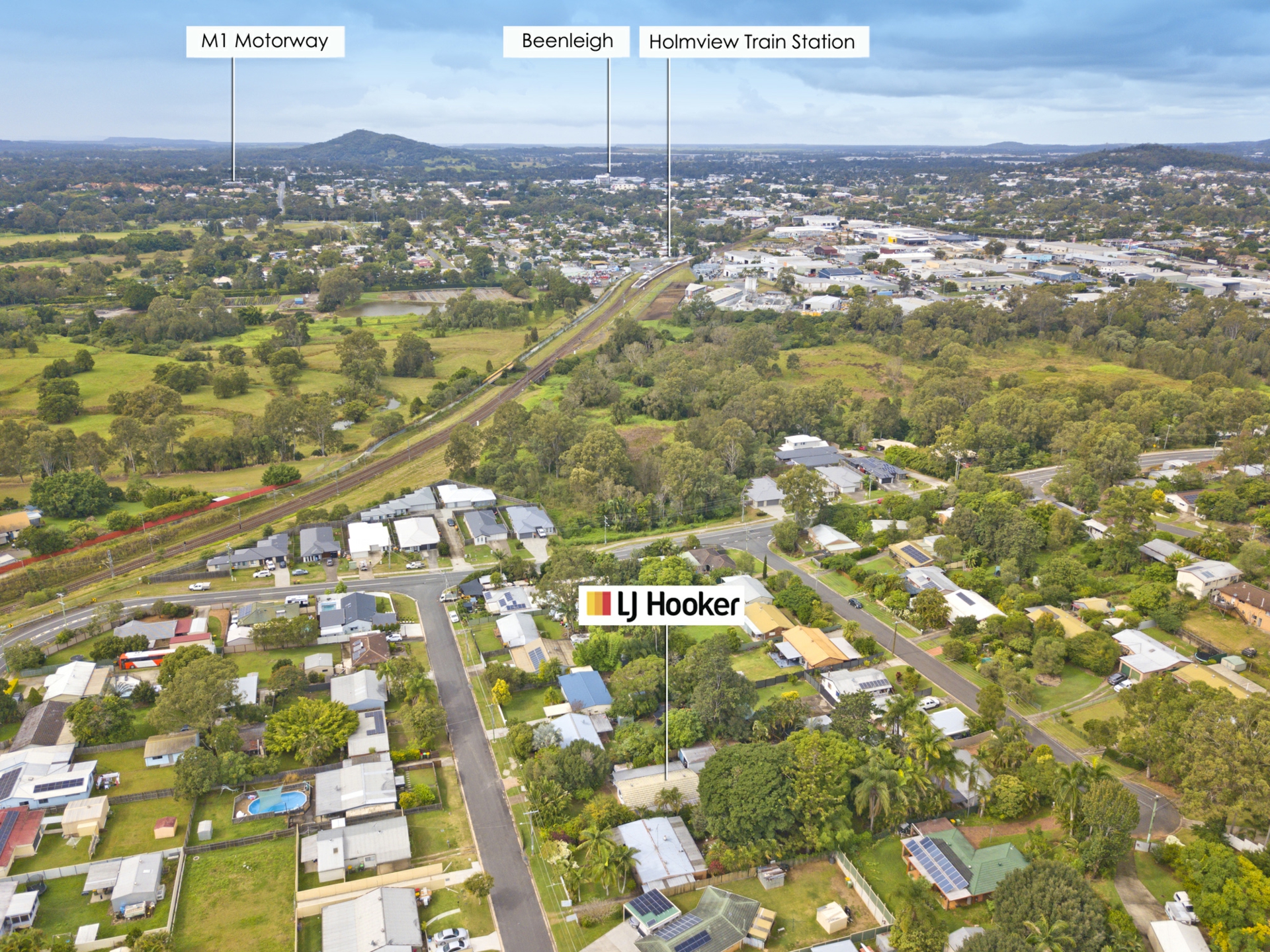 12 Mitre Street, HOLMVIEW