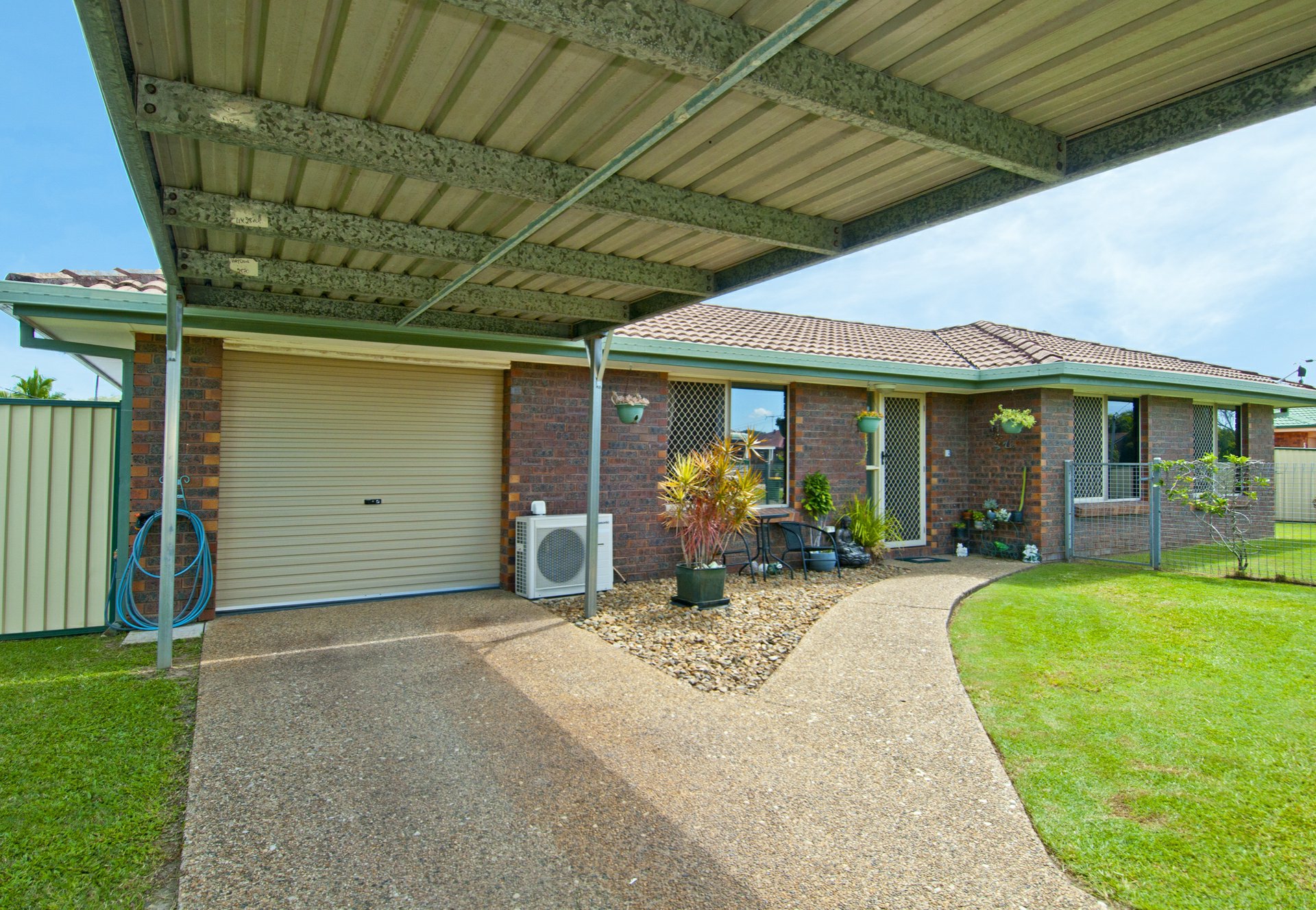 7 Carlyon Street, MOUNT WARREN PARK