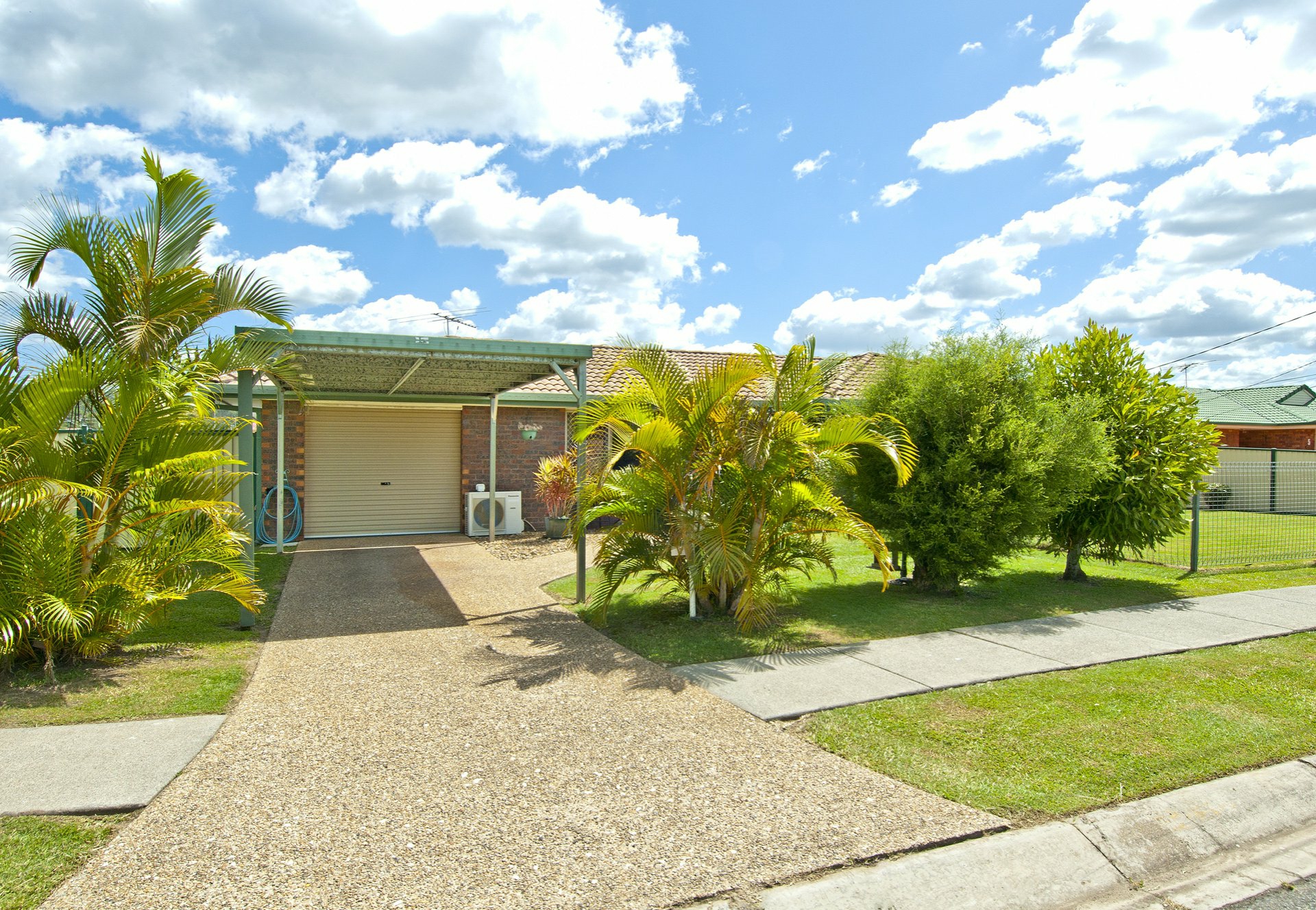 7 Carlyon Street, MOUNT WARREN PARK