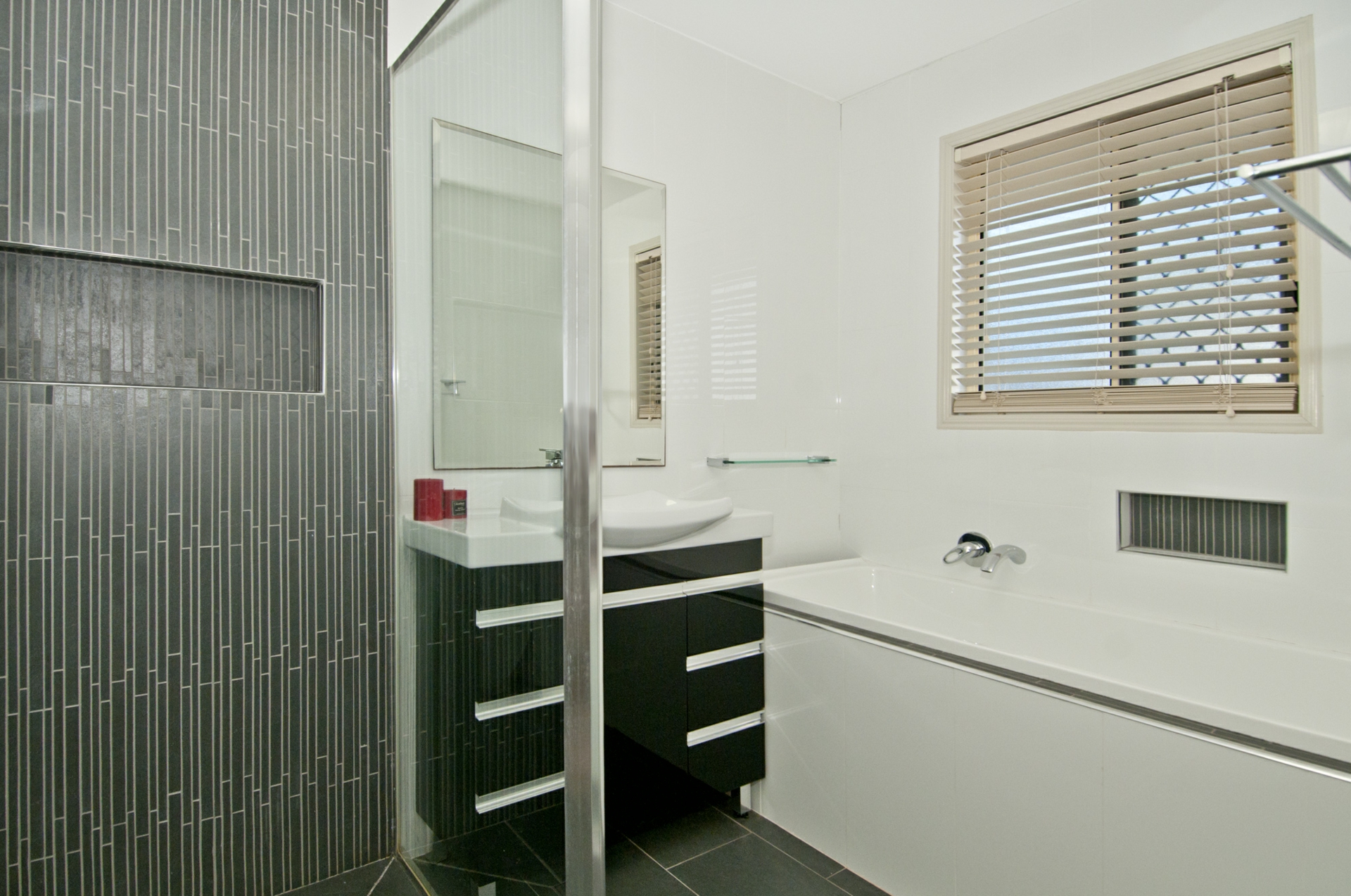 28 Loffs Road, LOGANHOLME