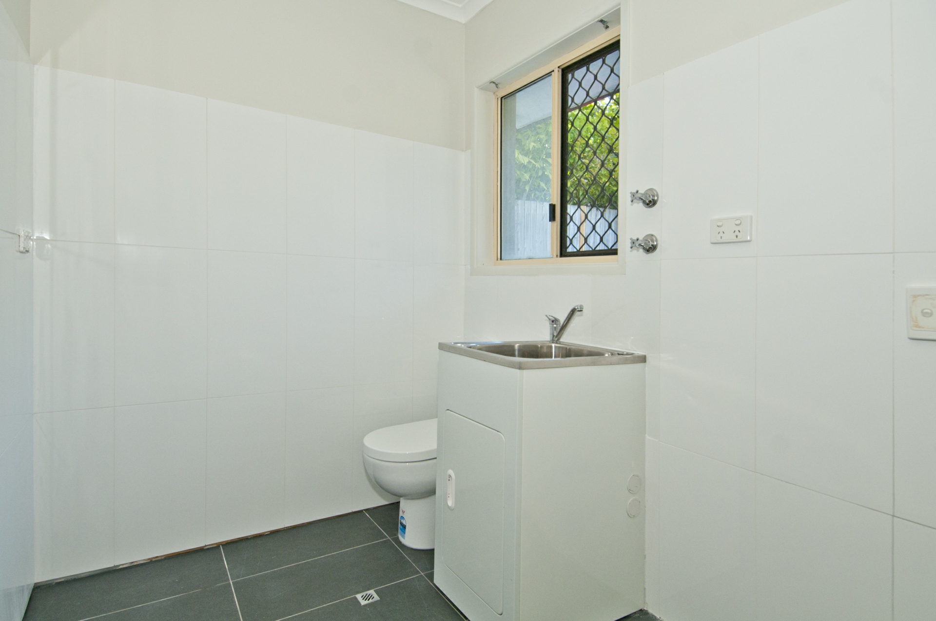 28 Loffs Road, LOGANHOLME
