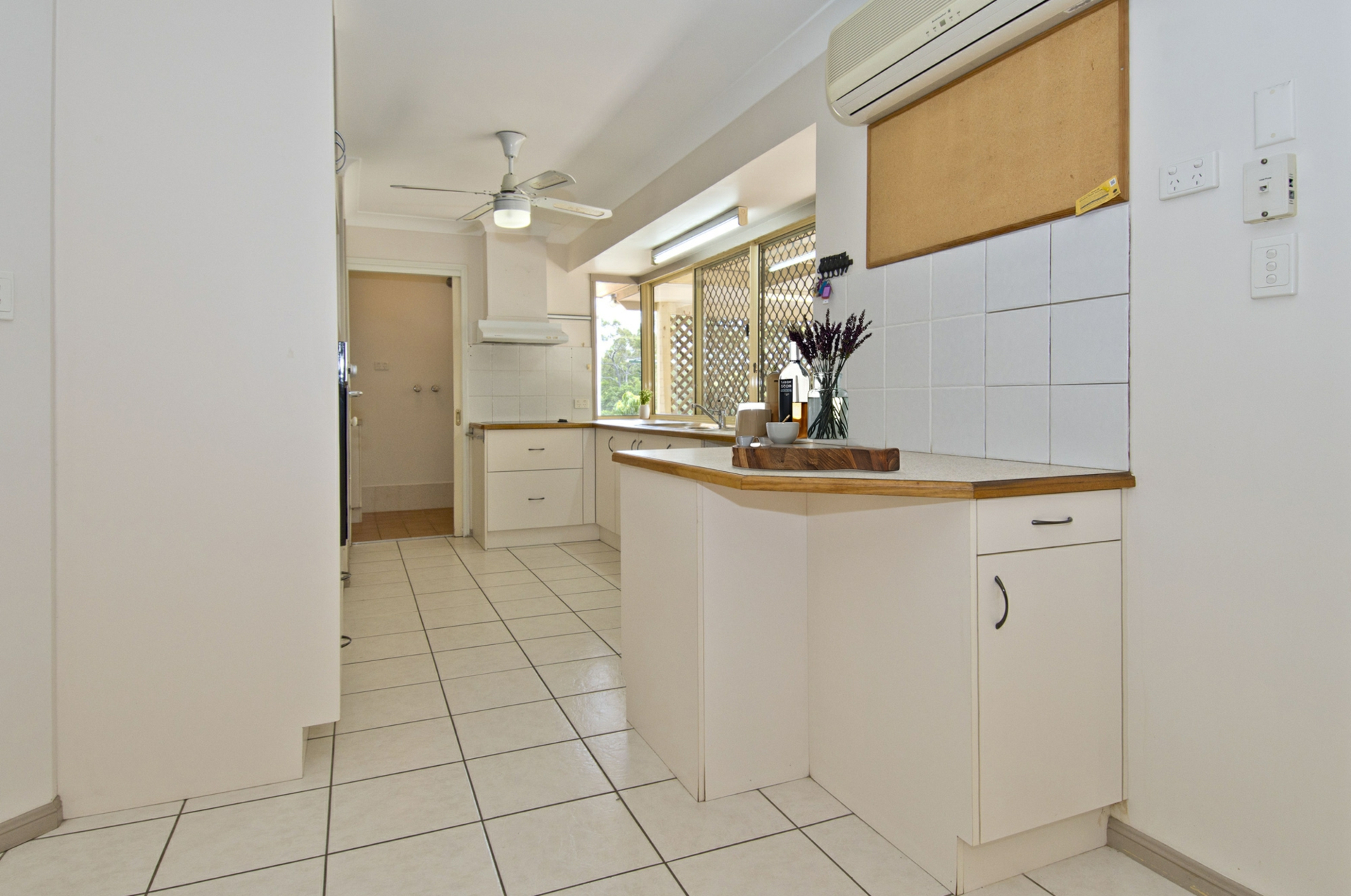 69 Tallagandra Road, BEENLEIGH