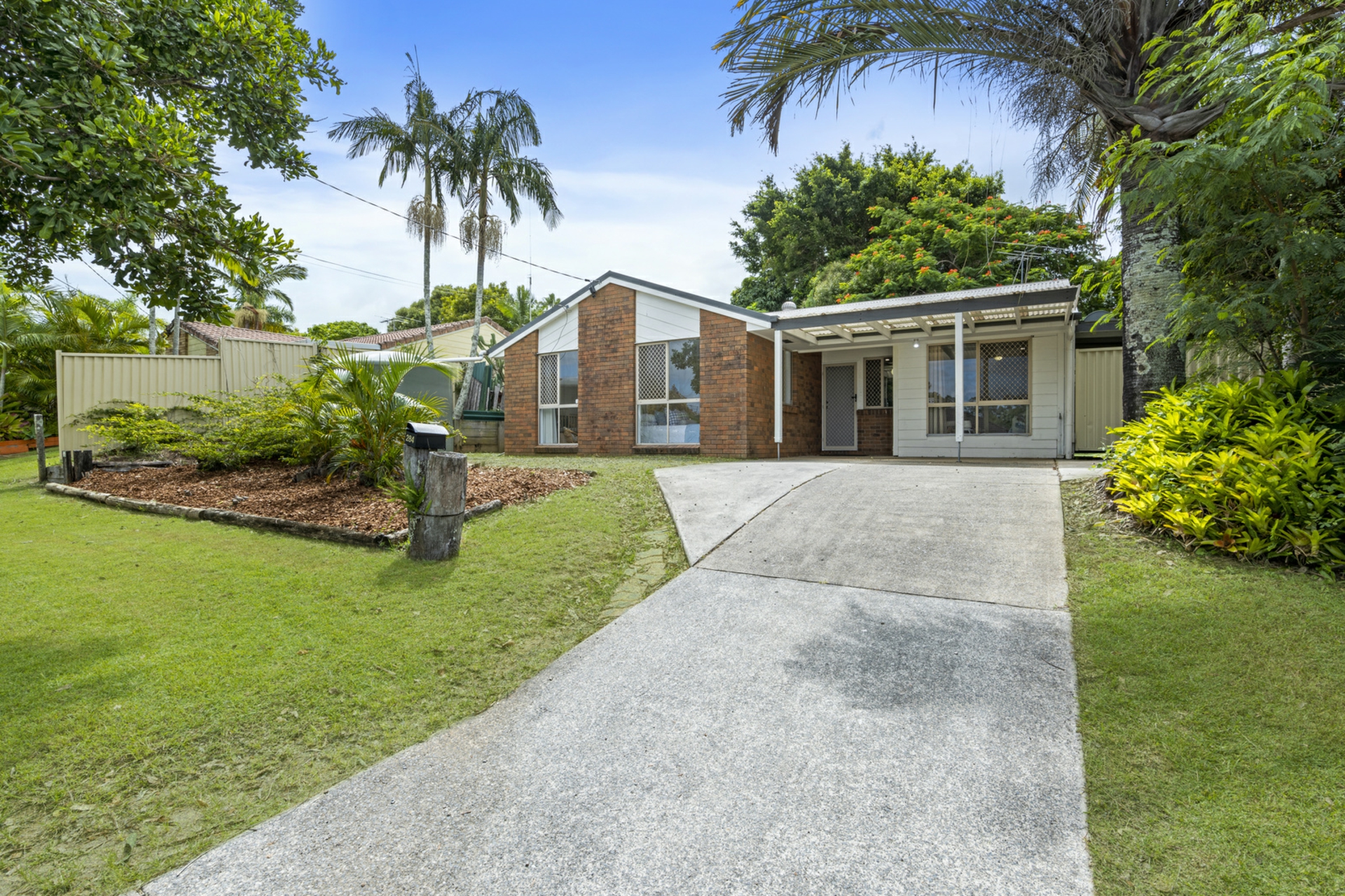 284 River Hills Road, EAGLEBY