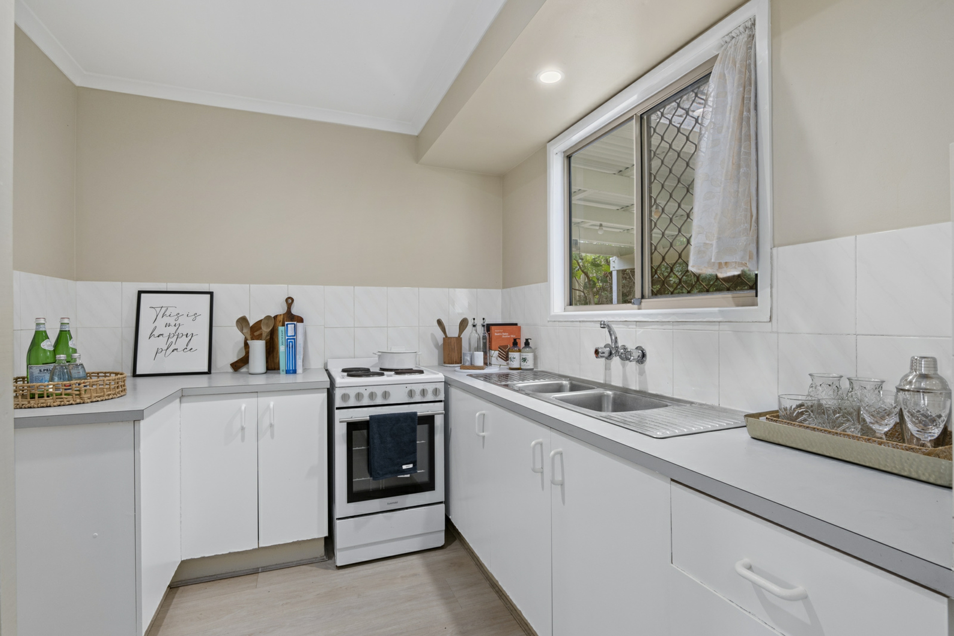 284 River Hills Road, EAGLEBY