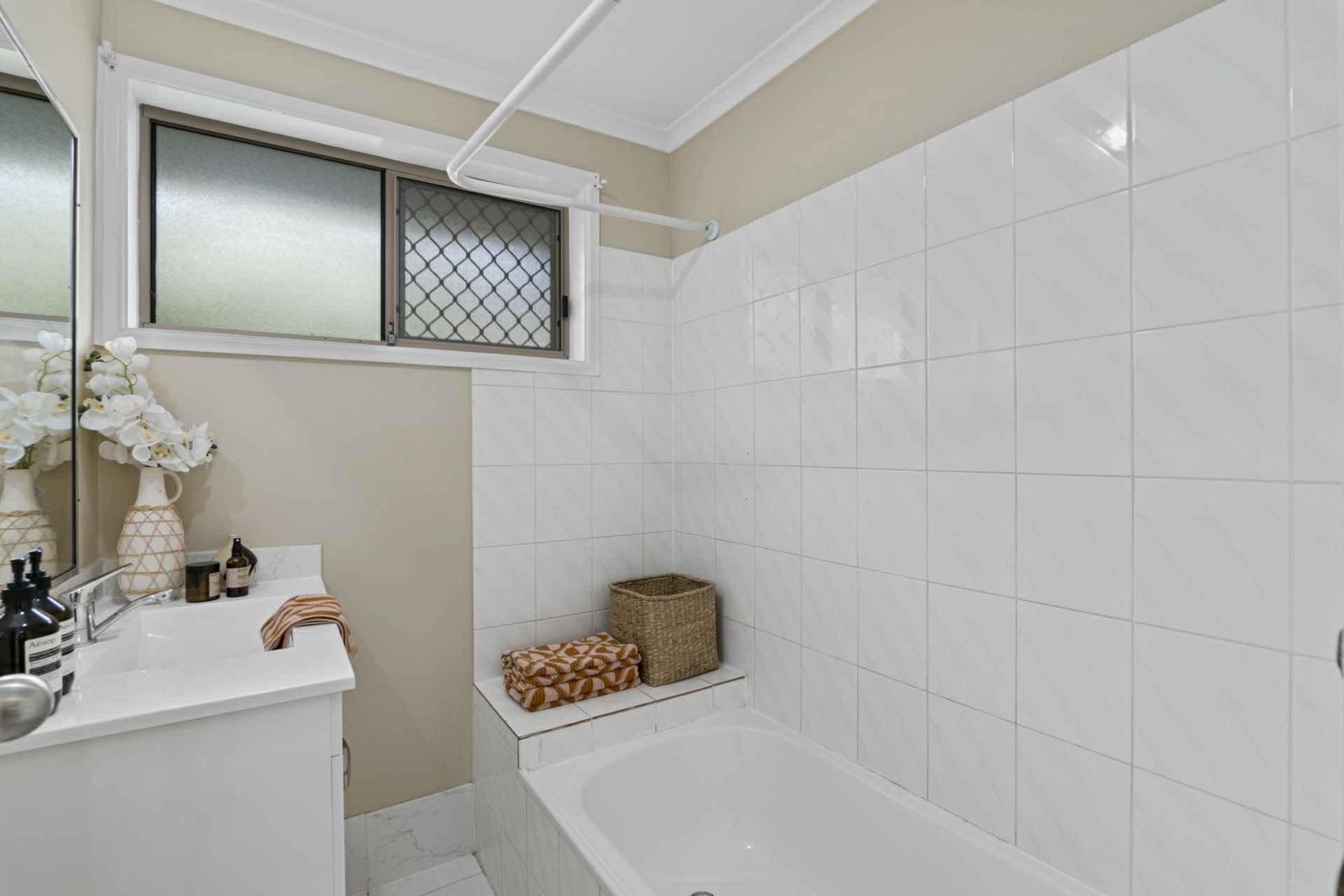 284 River Hills Road, EAGLEBY