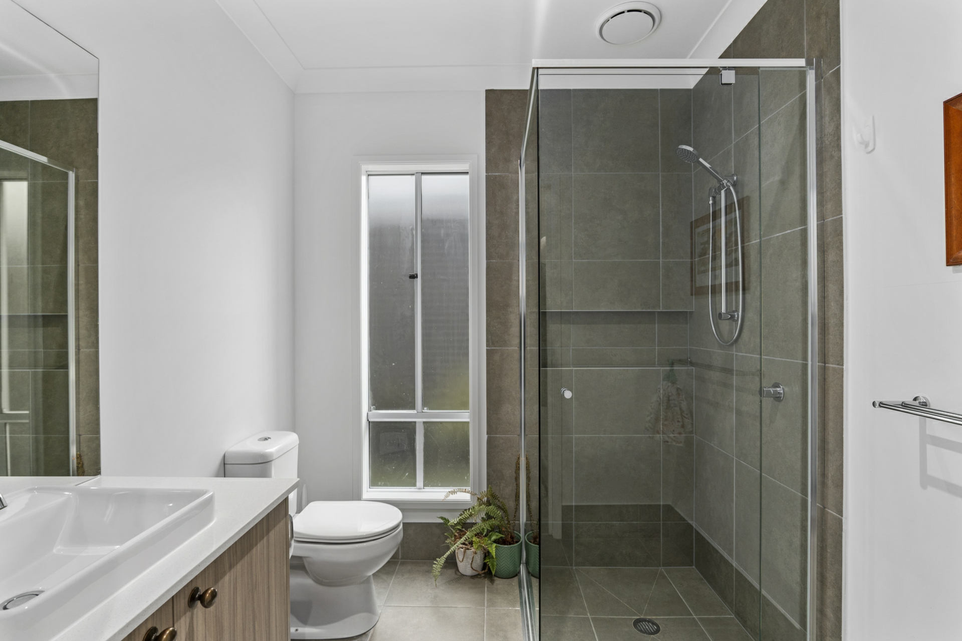 37 Riverview Road, LOGAN RESERVE