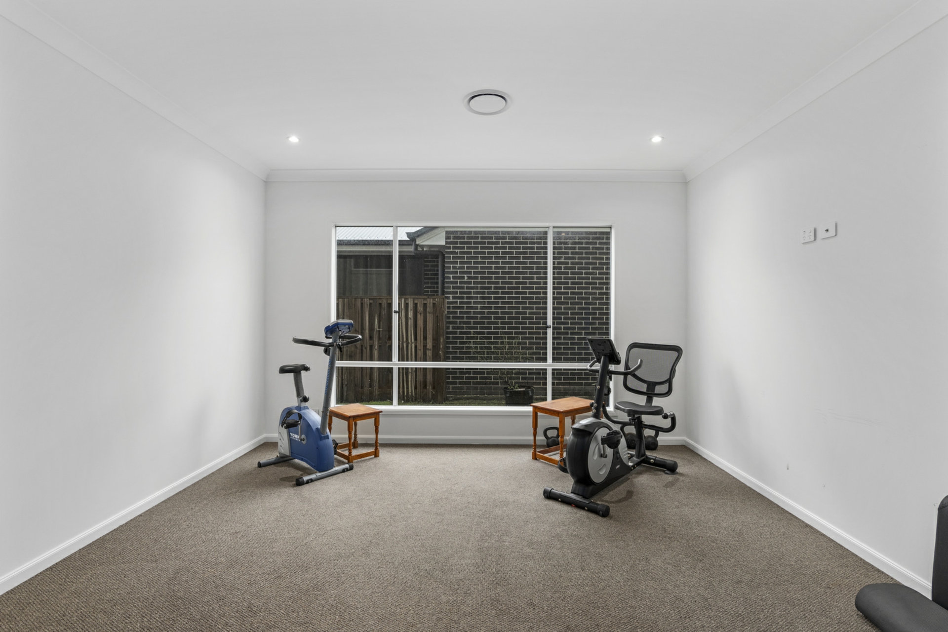 37 Riverview Road, LOGAN RESERVE