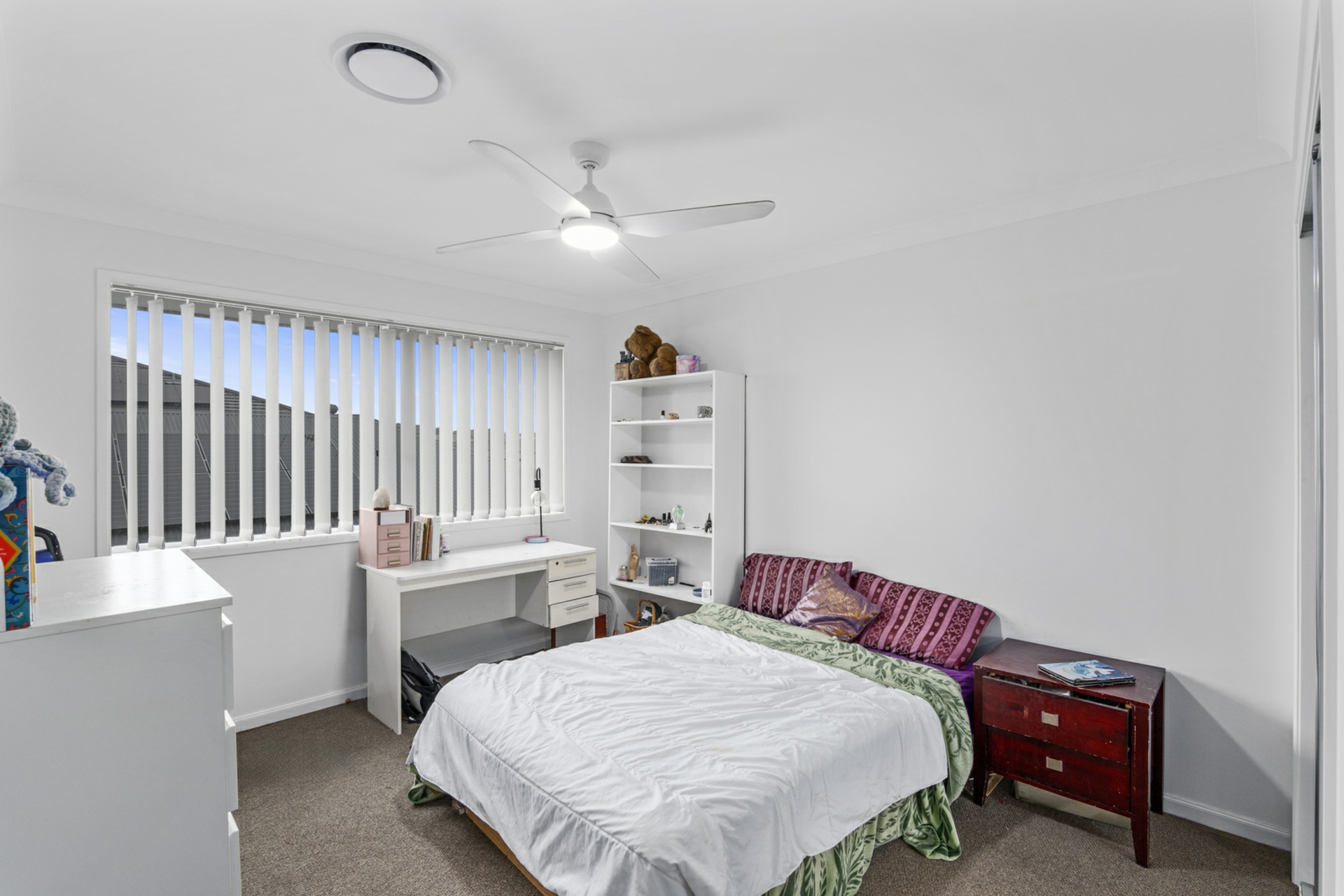37 Riverview Road, LOGAN RESERVE