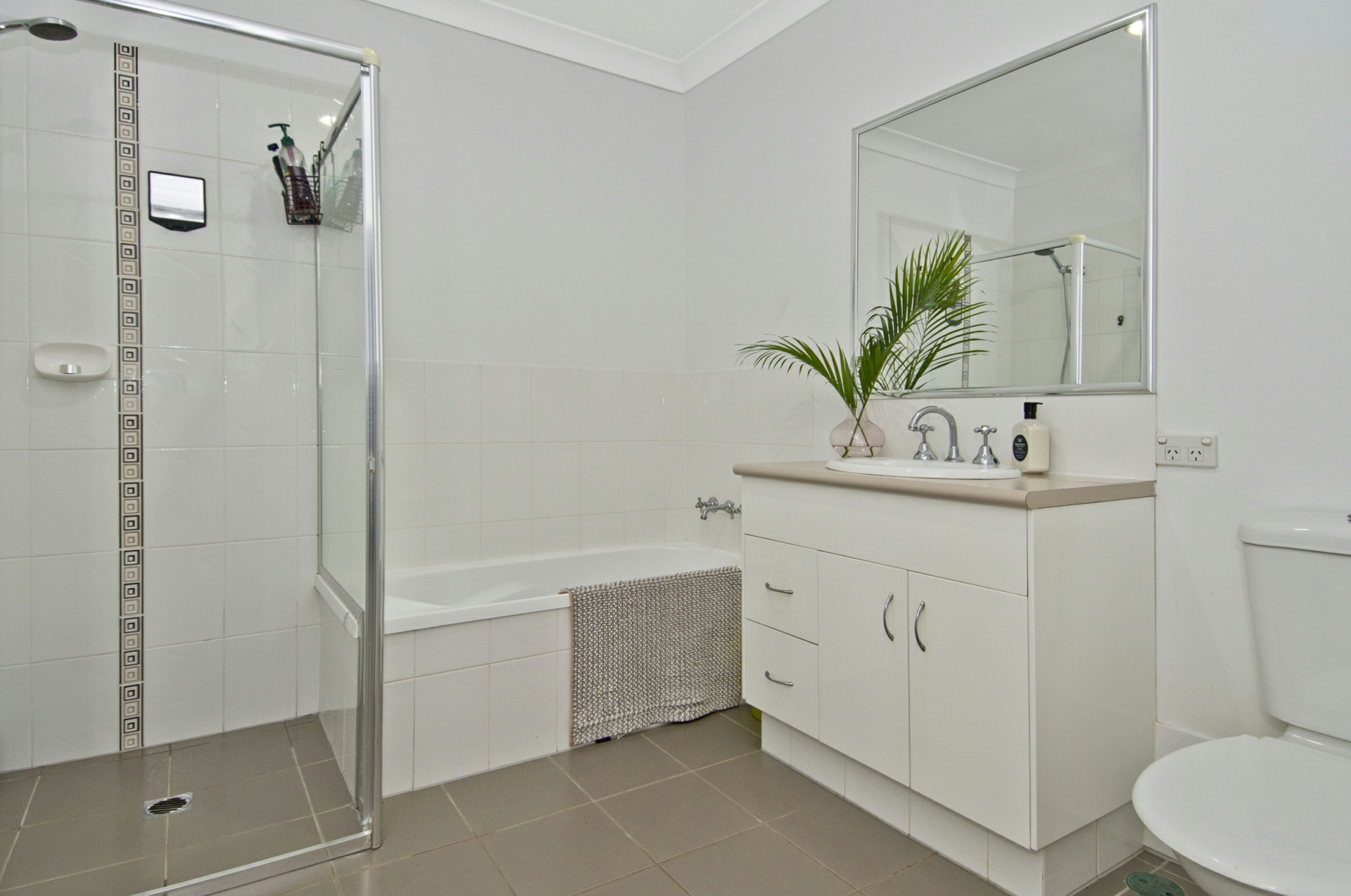 1/37-39 Solar Street, BEENLEIGH