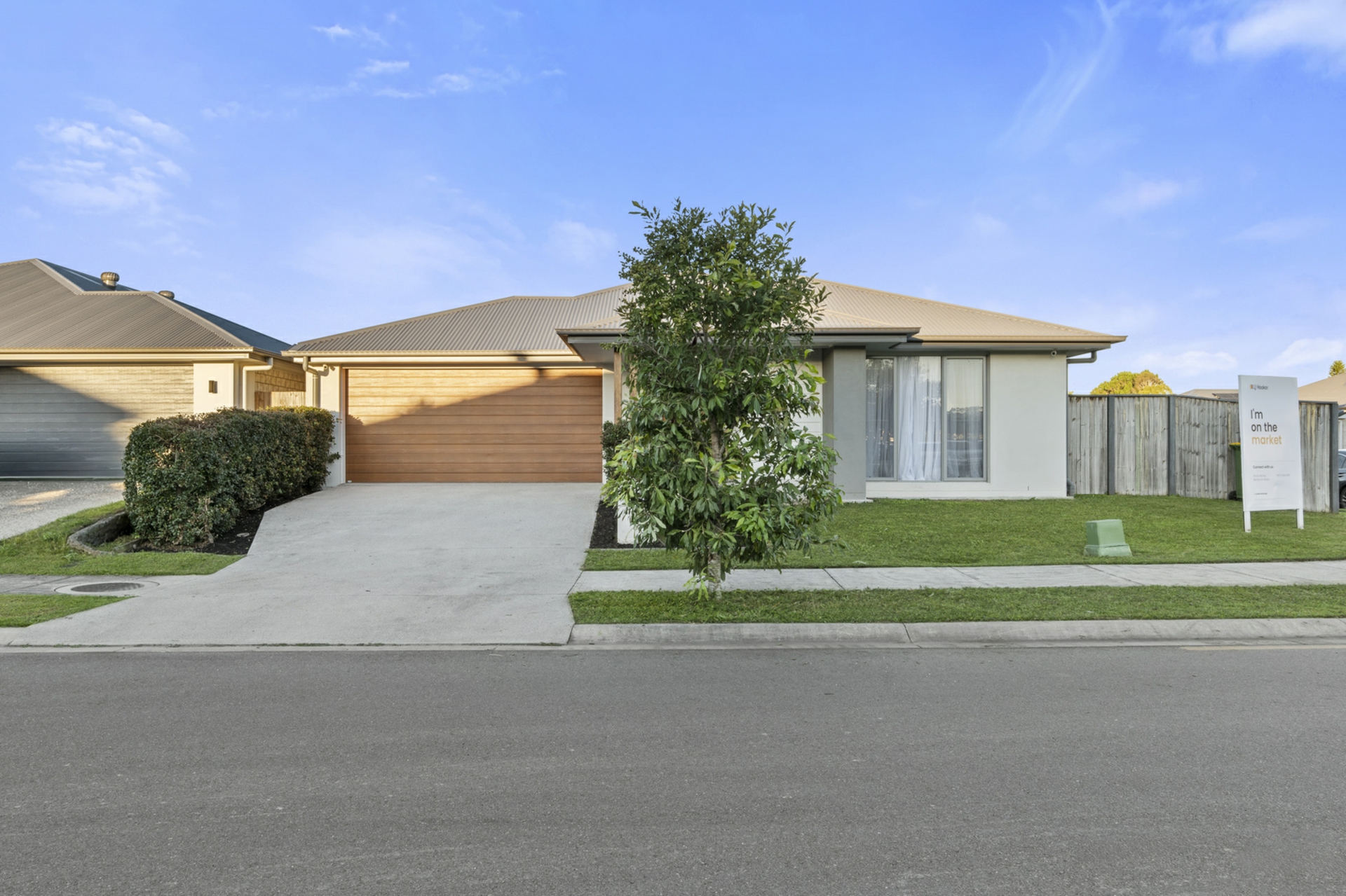 1 Mikaella Way, LOGAN RESERVE