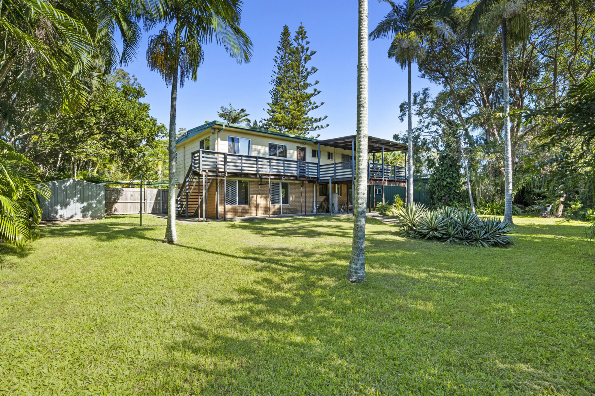 11 Shirley Street, EAGLEBY