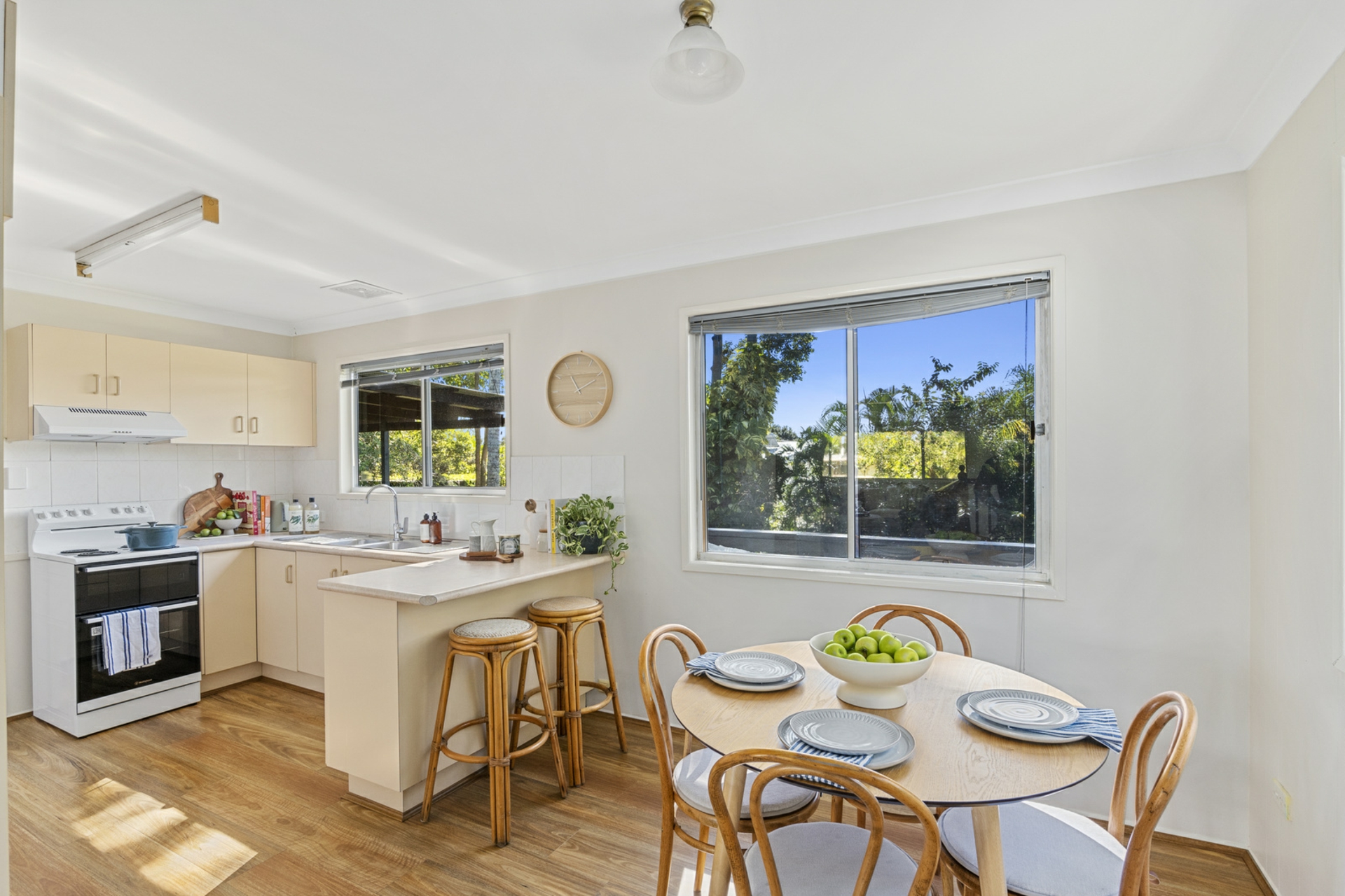 11 Shirley Street, EAGLEBY