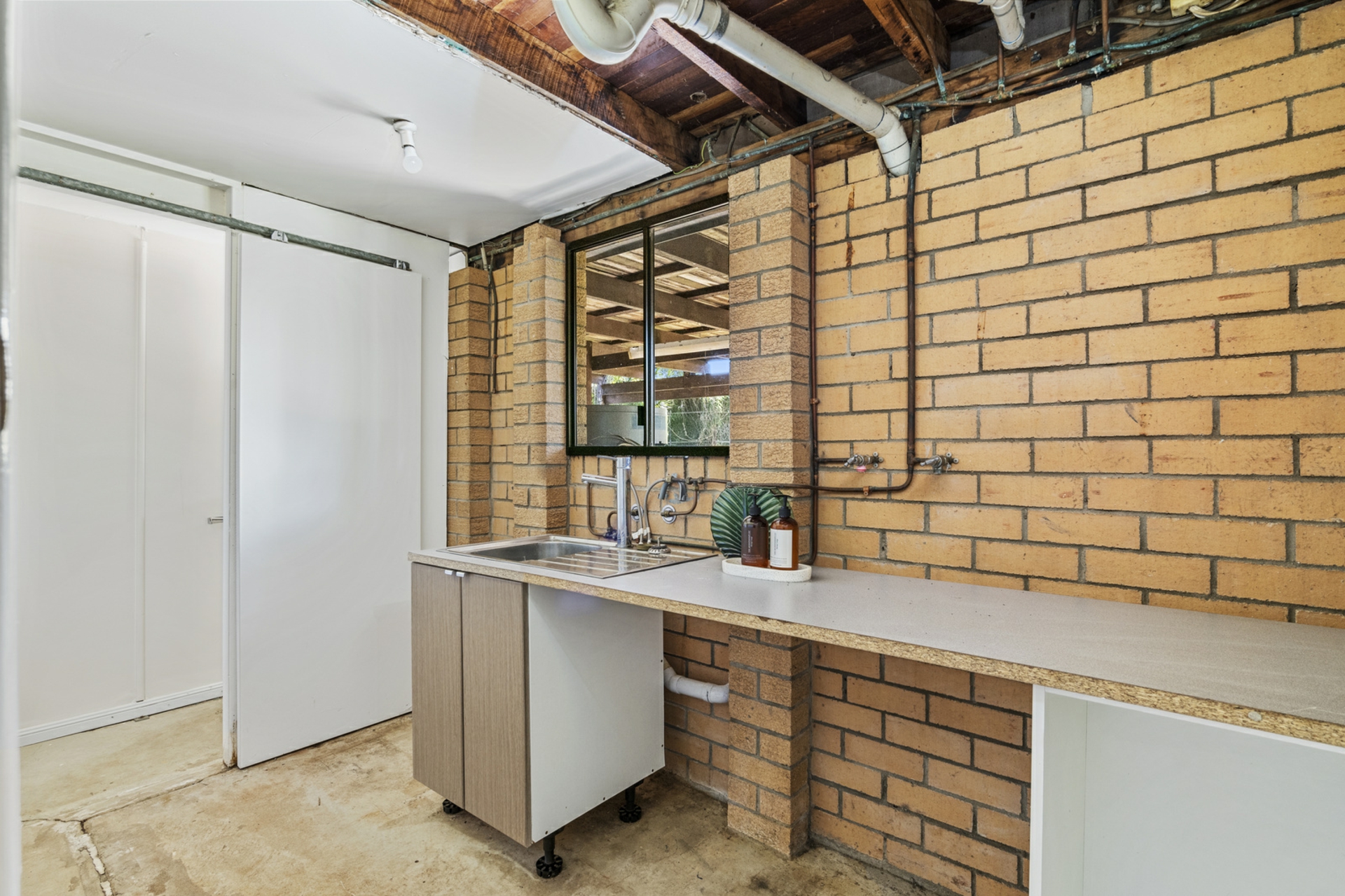 11 Shirley Street, EAGLEBY