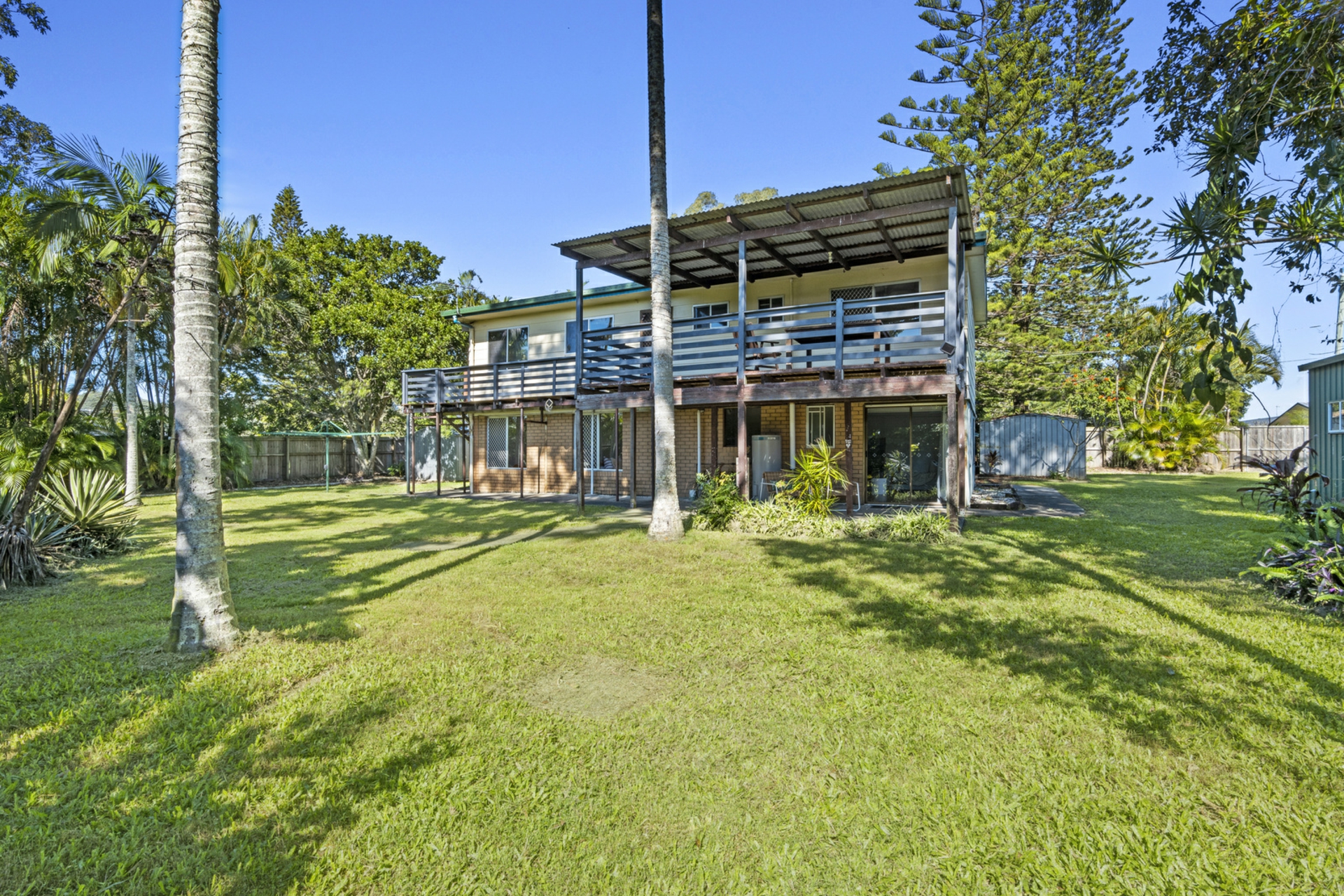 11 Shirley Street, EAGLEBY
